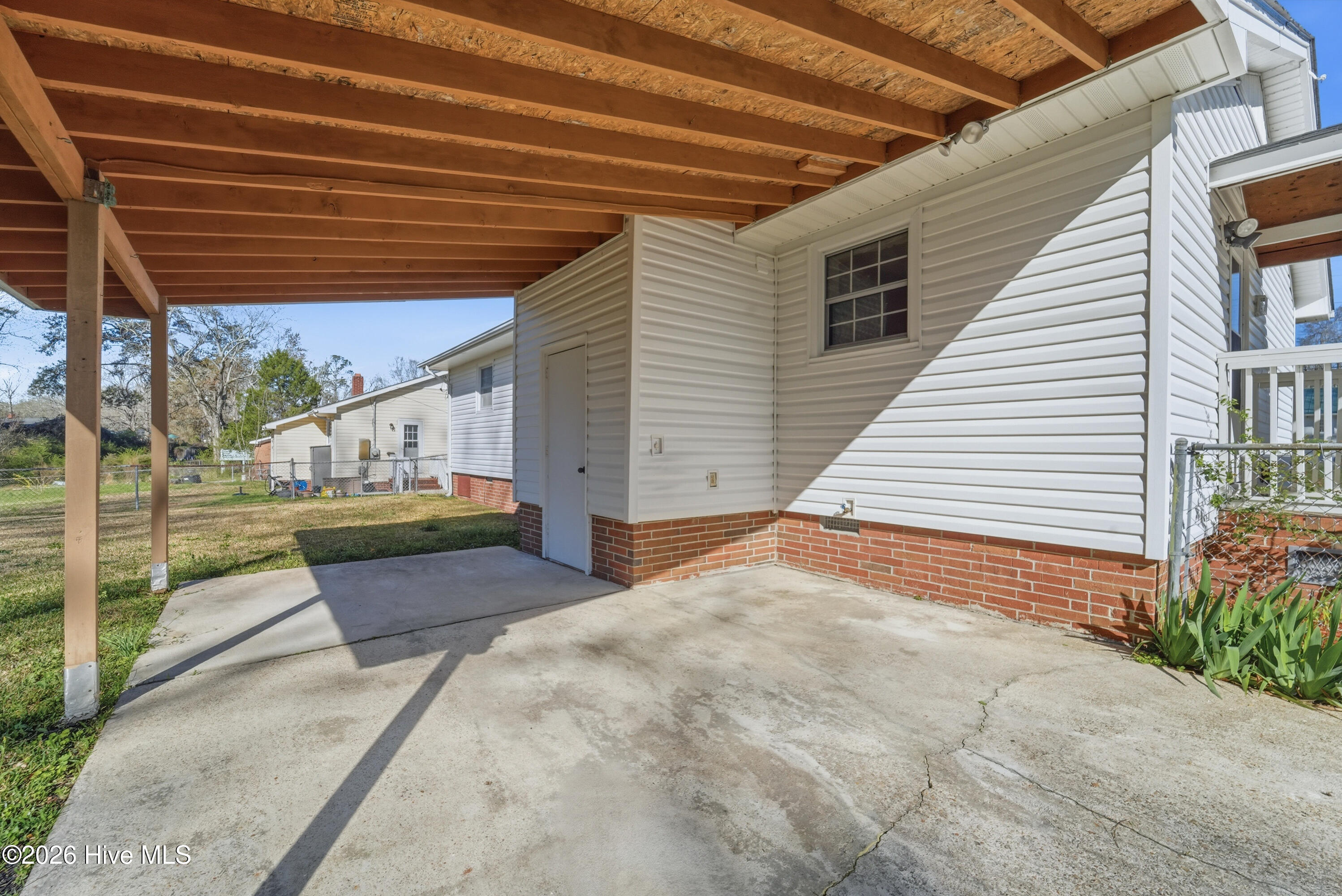 208 Puller Drive, Jacksonville, NC, 28540