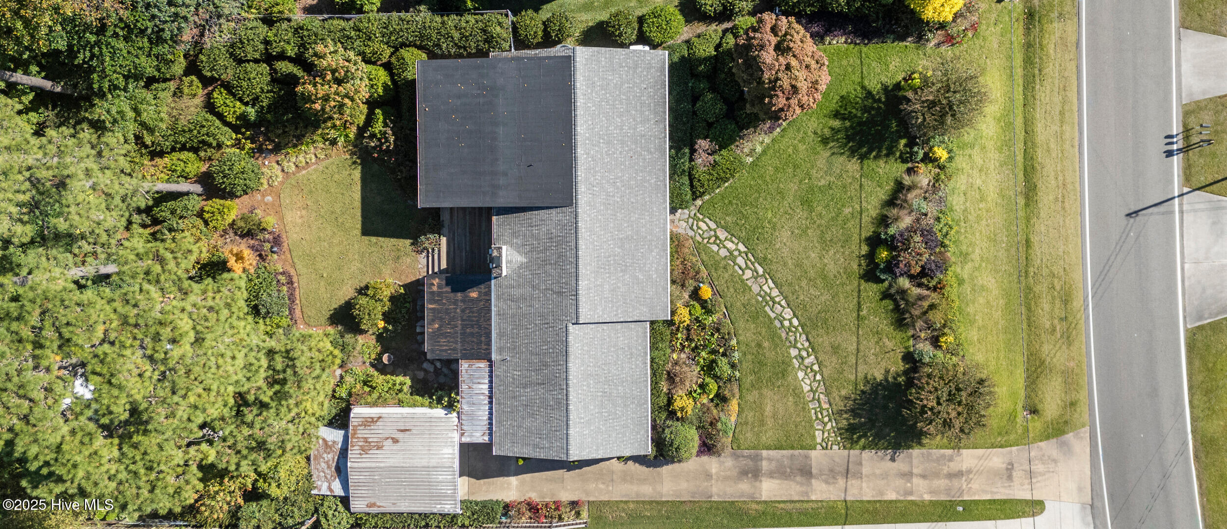 100537992 | Photo 43