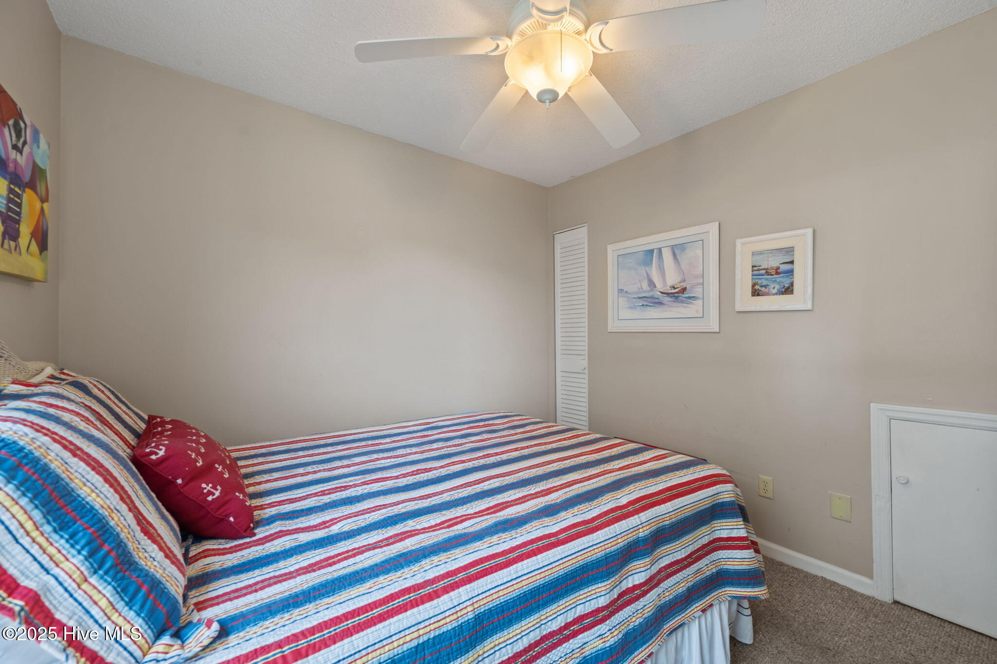 100538704 | Photo 35