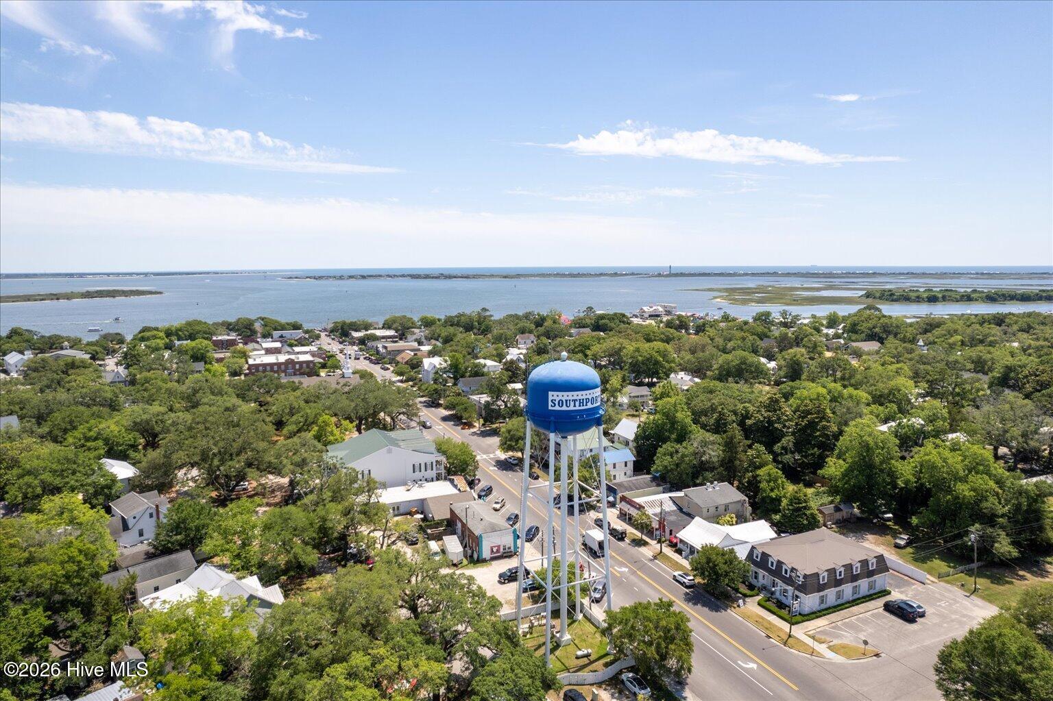 100558817 | Photo 54