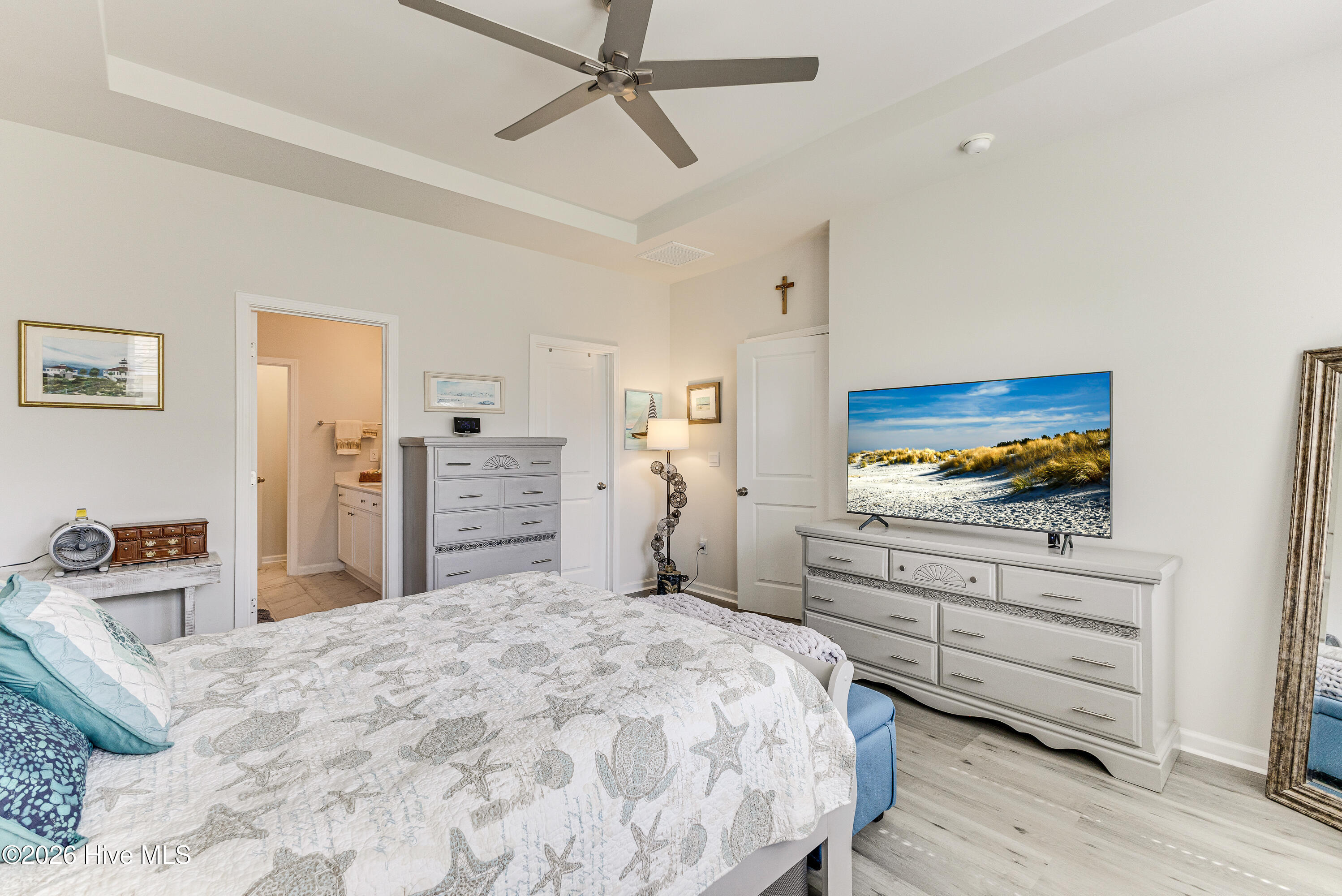 100564699 | Photo 29