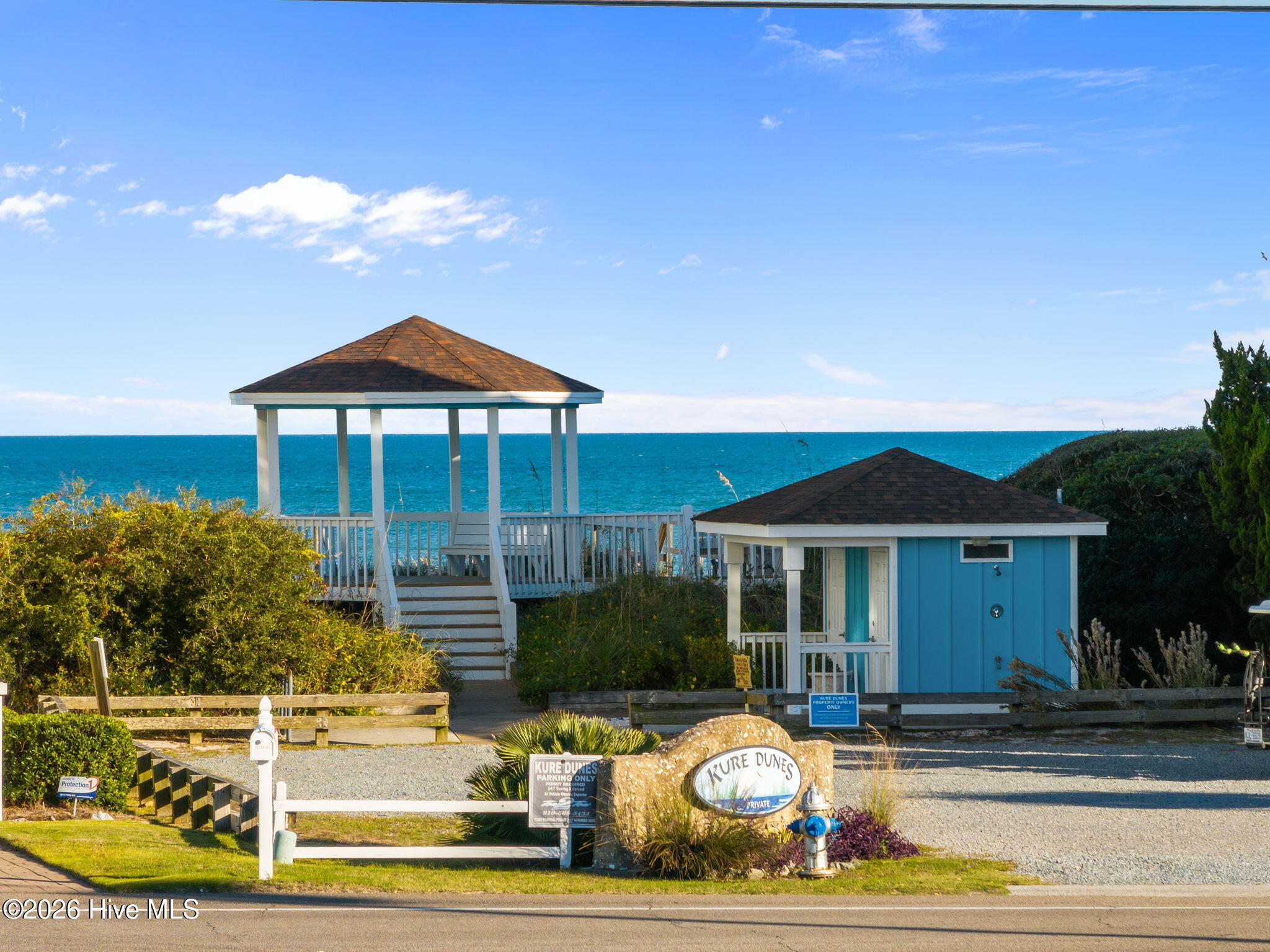 402 Fort Fisher Boulevard N, Kure Beach, NC, 28449