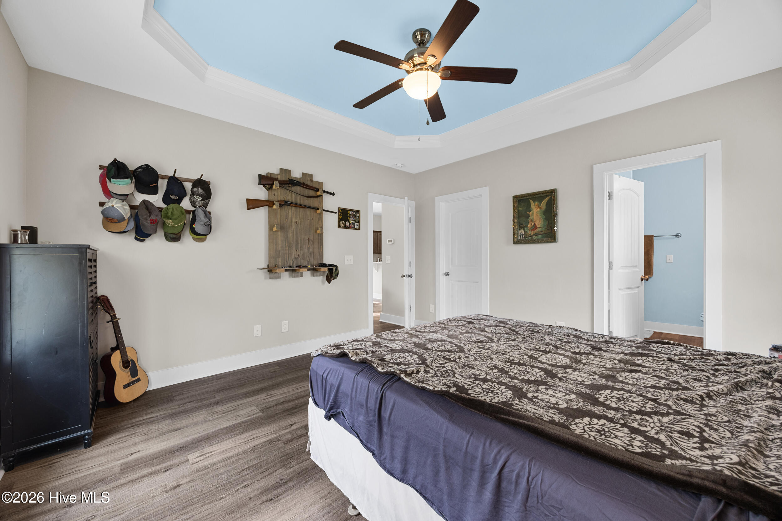 100564785 | Photo 22