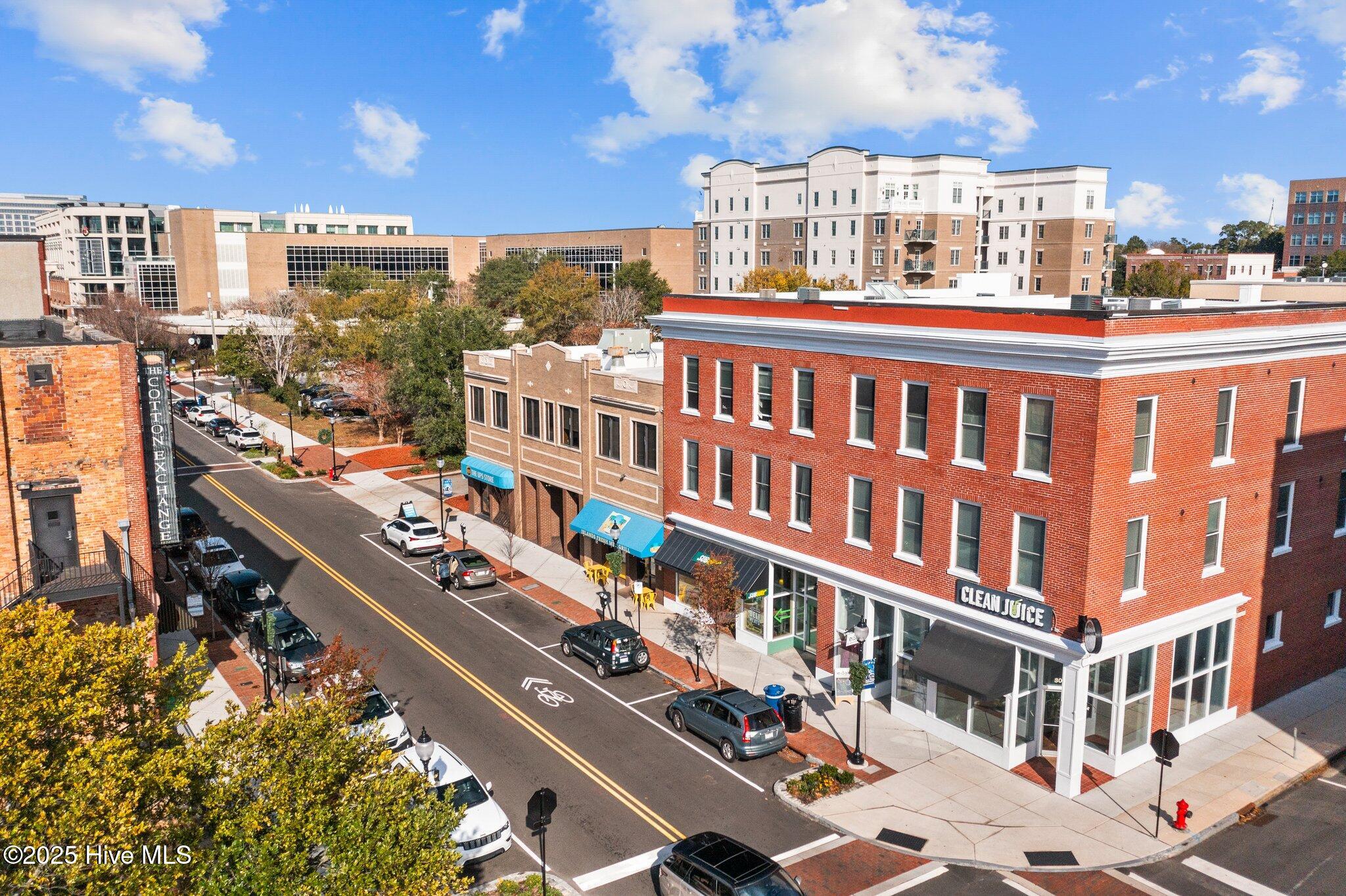 100543966 | Photo 42