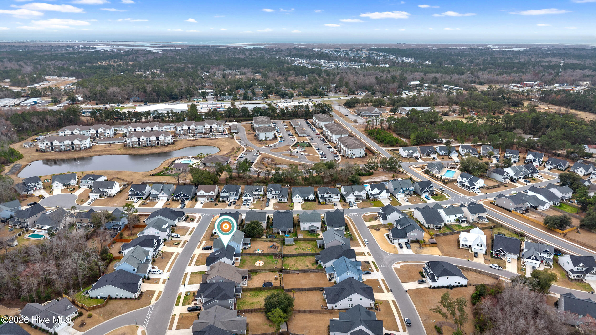 100565855 | Photo 54