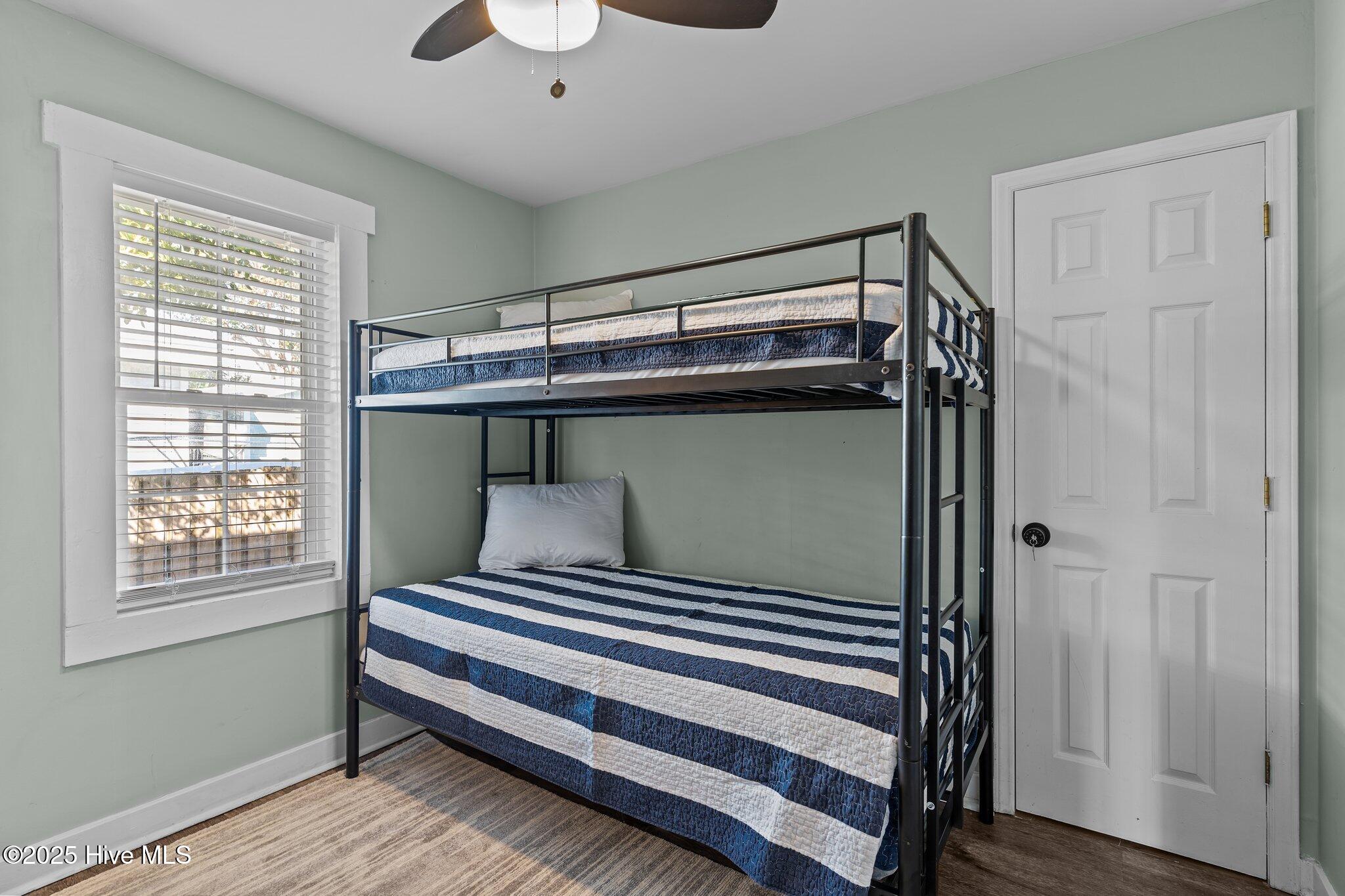 100511198 | Photo 32