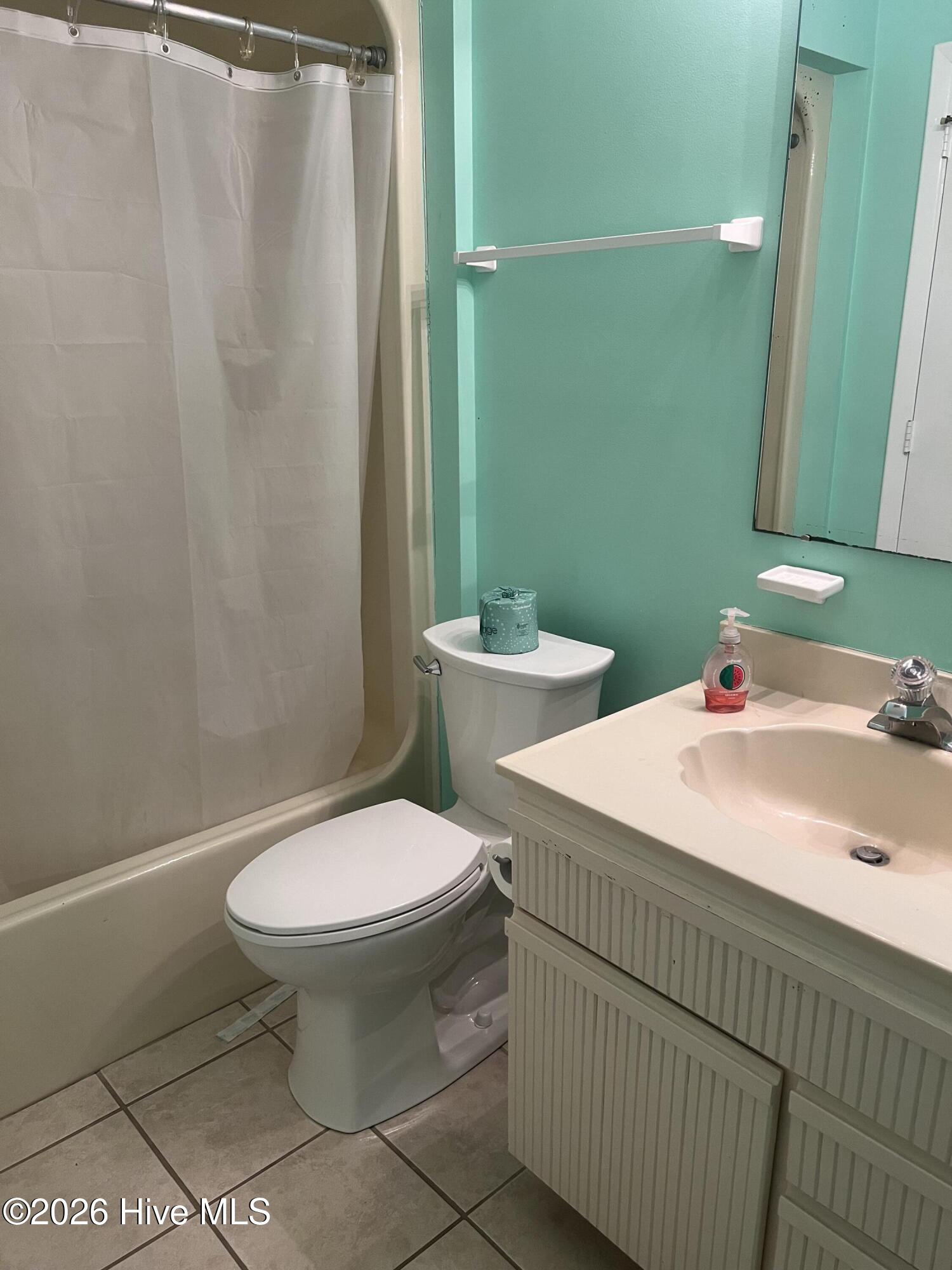 100563944 | Photo 10