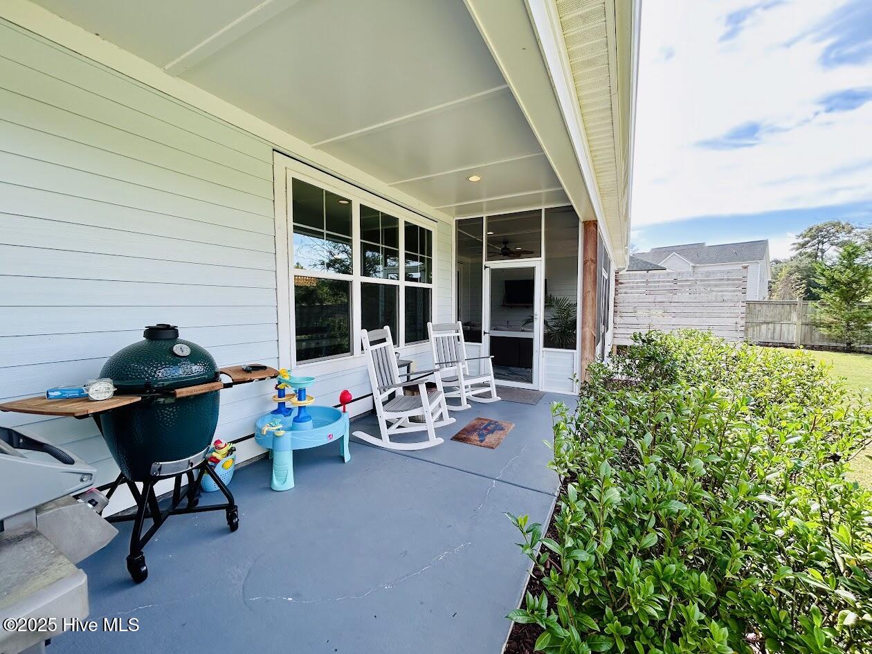 100534621 | Photo 56