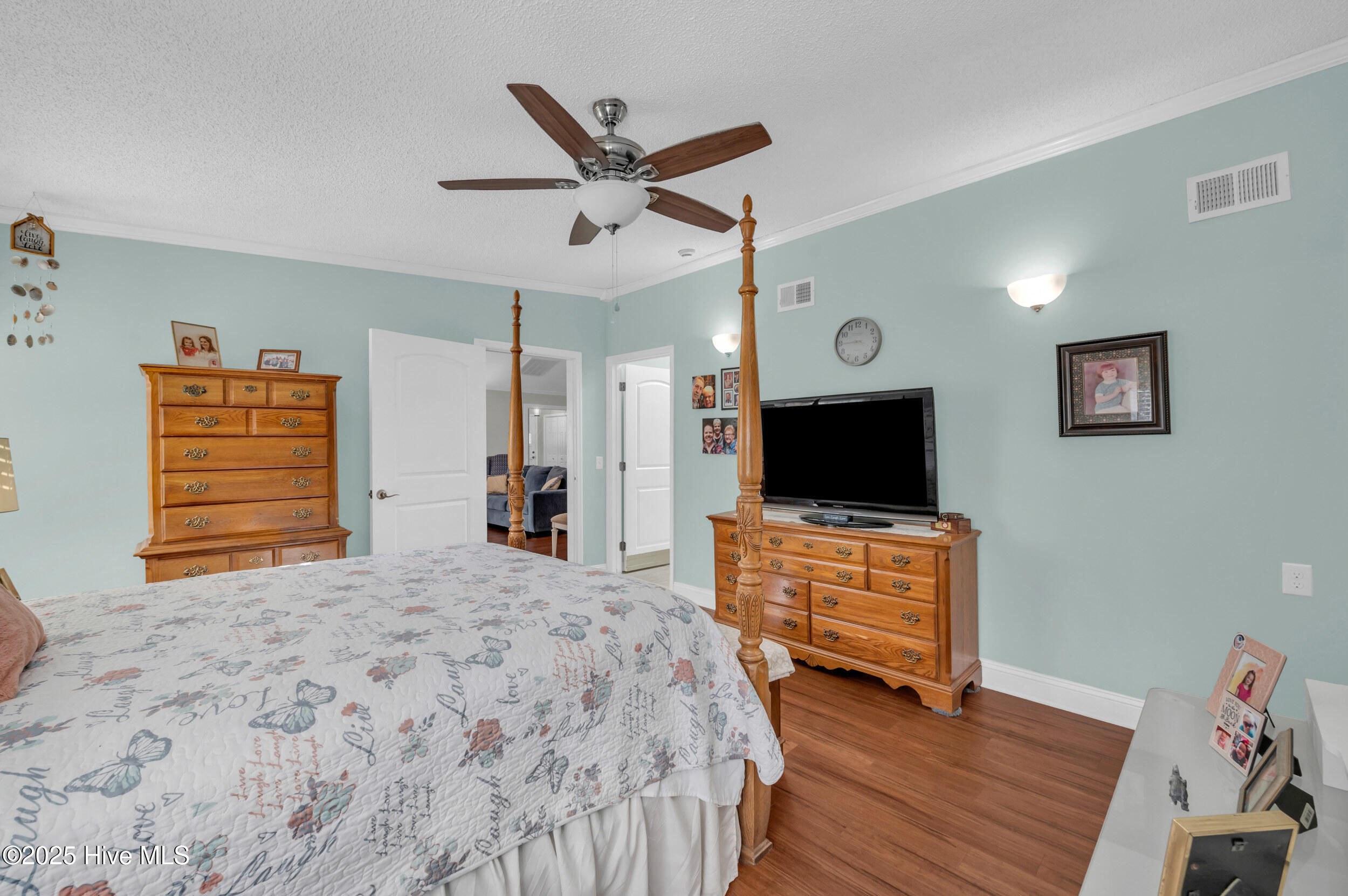 100538752 | Photo 18