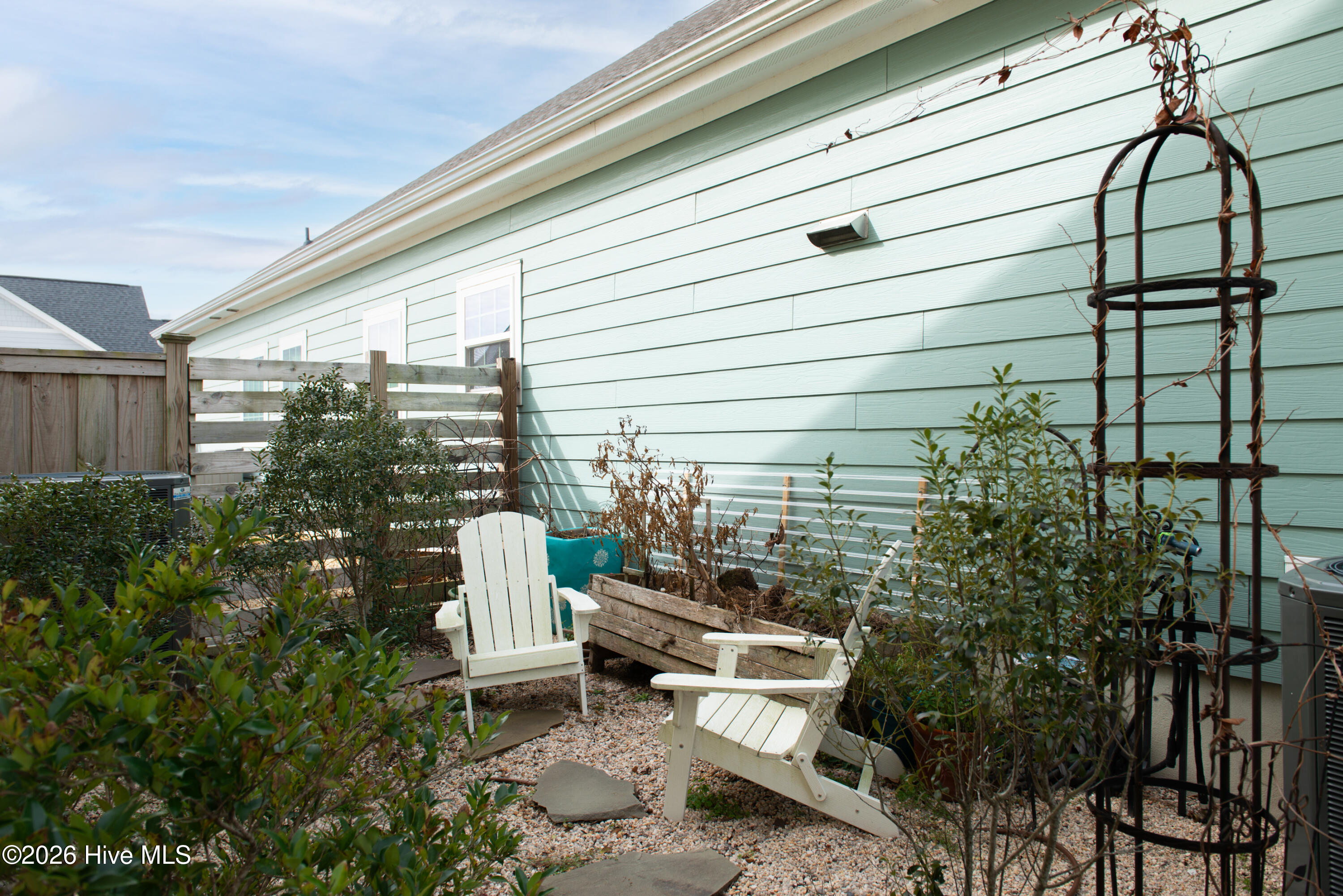 100553432 | Photo 69