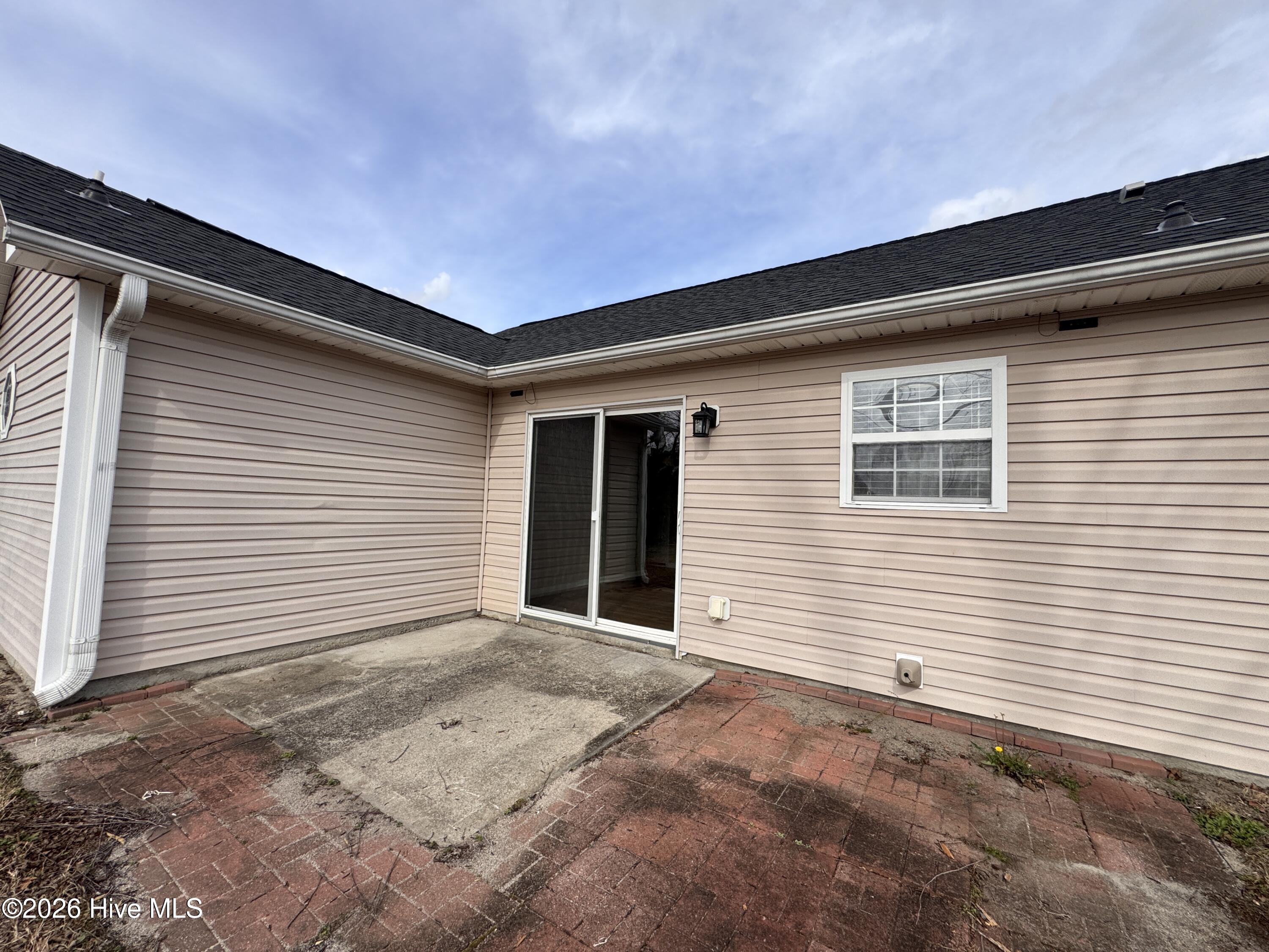 100556334 | Photo 22