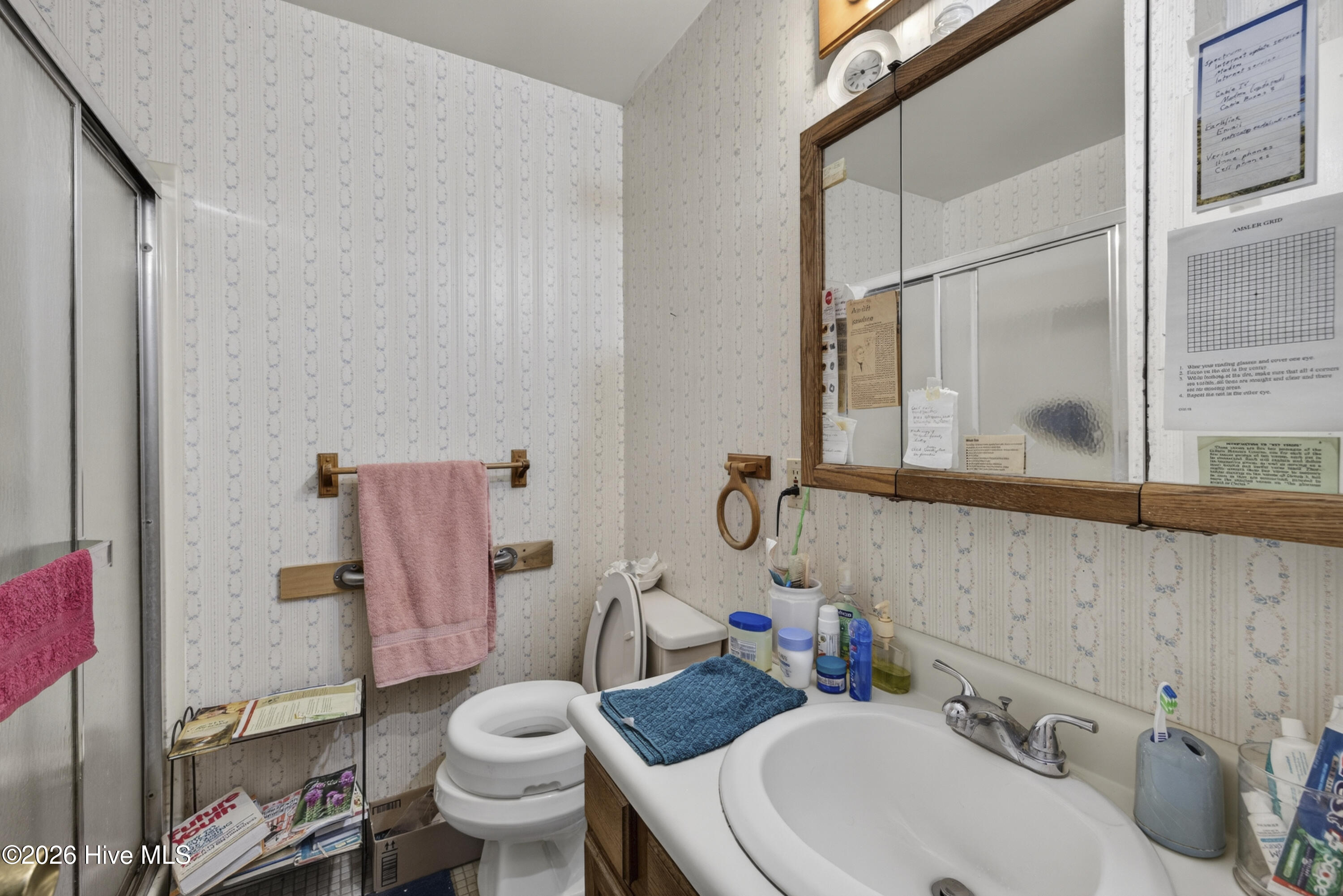 100569316 | Photo 33