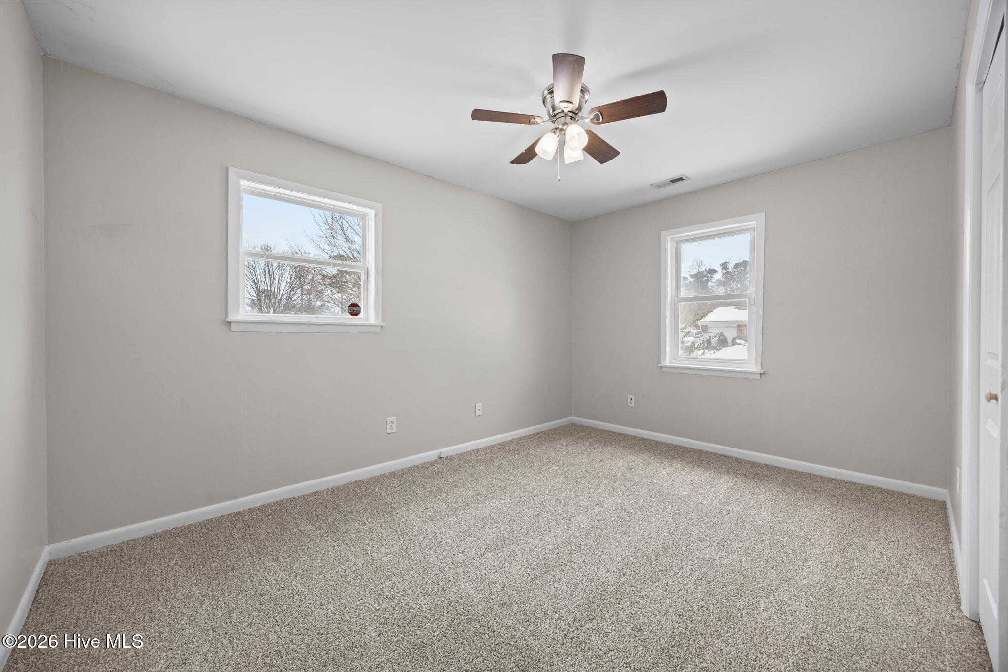 100552906 | Photo 17