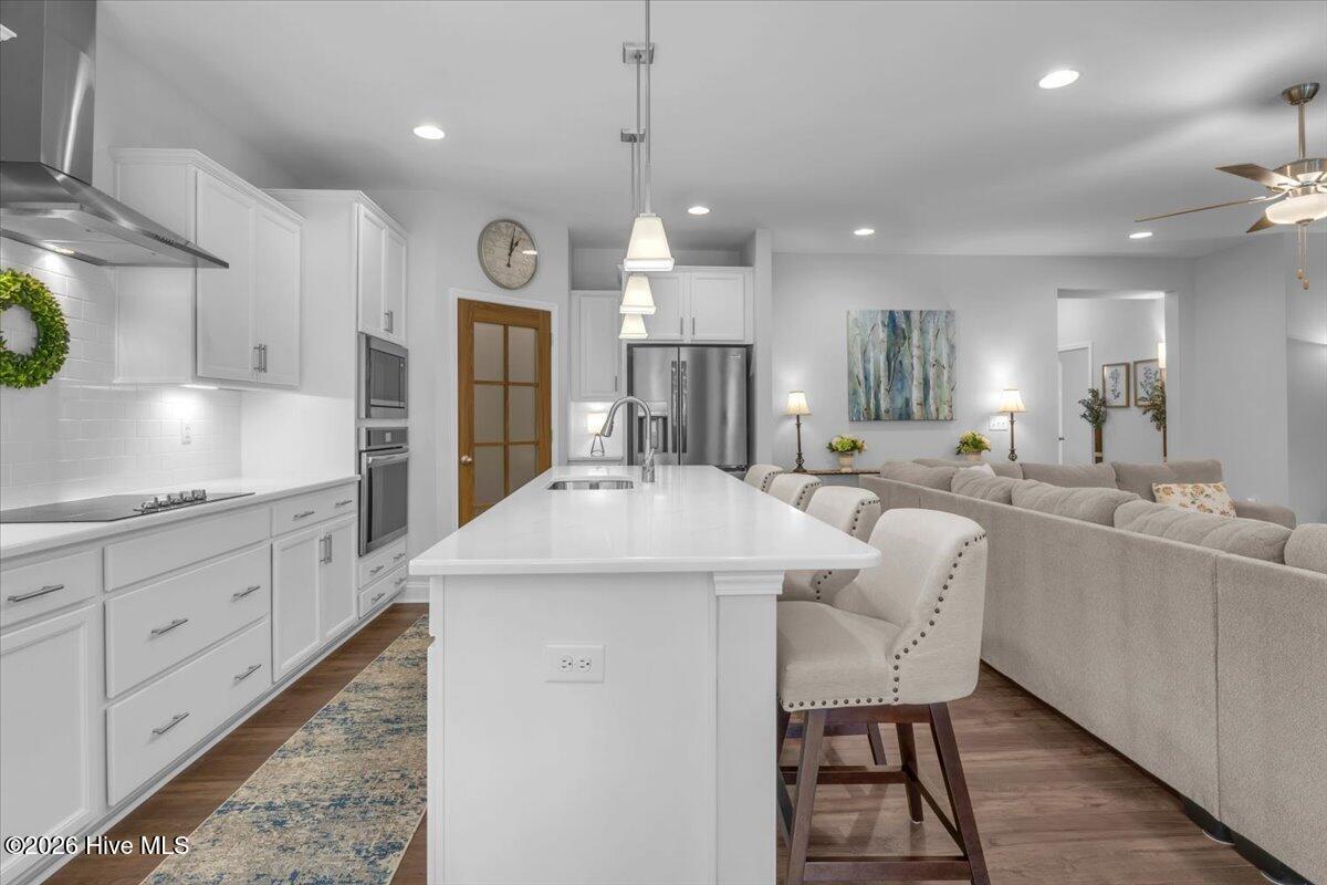 100560173 | Photo 21