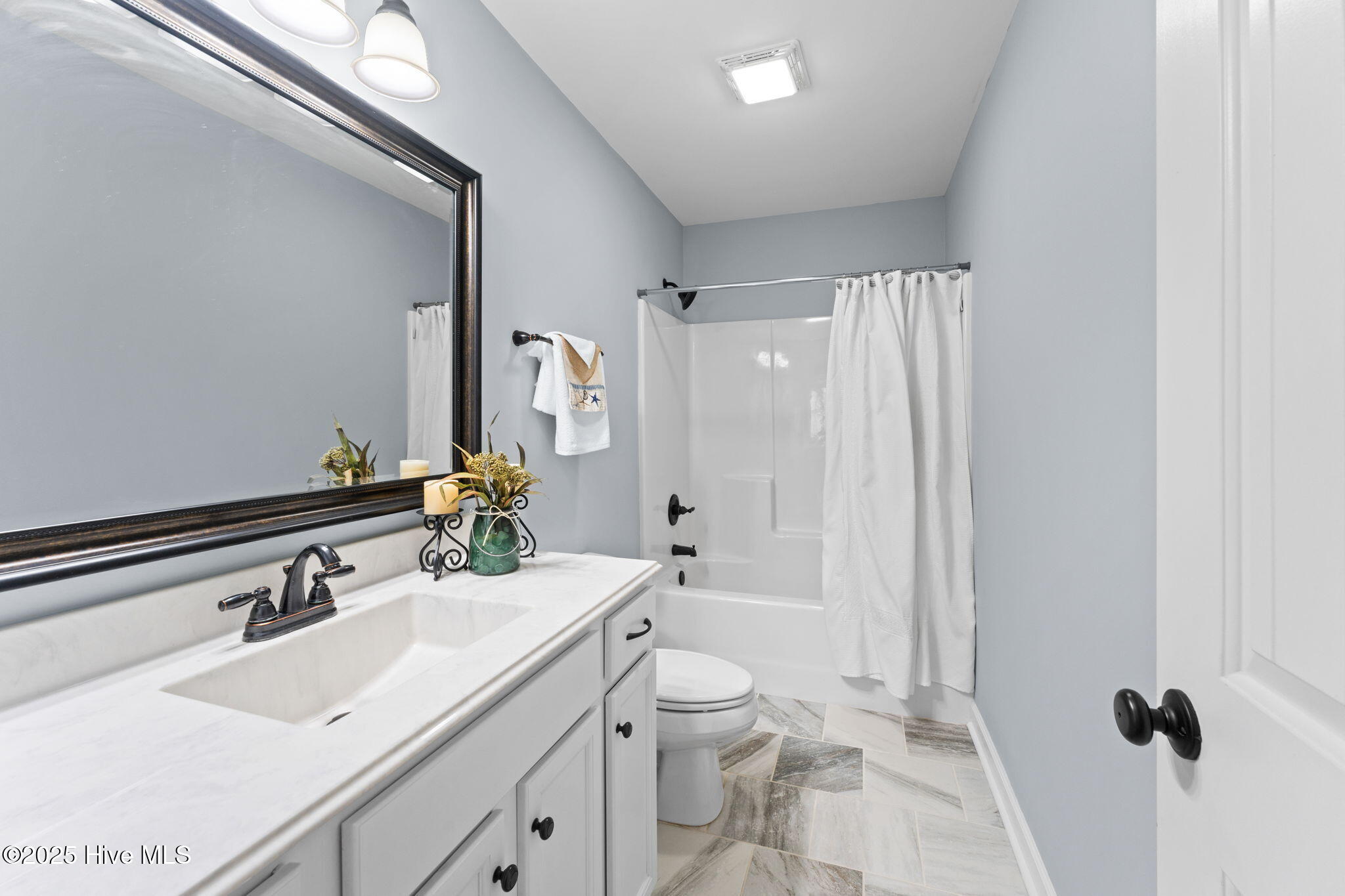 100538896 | Photo 31