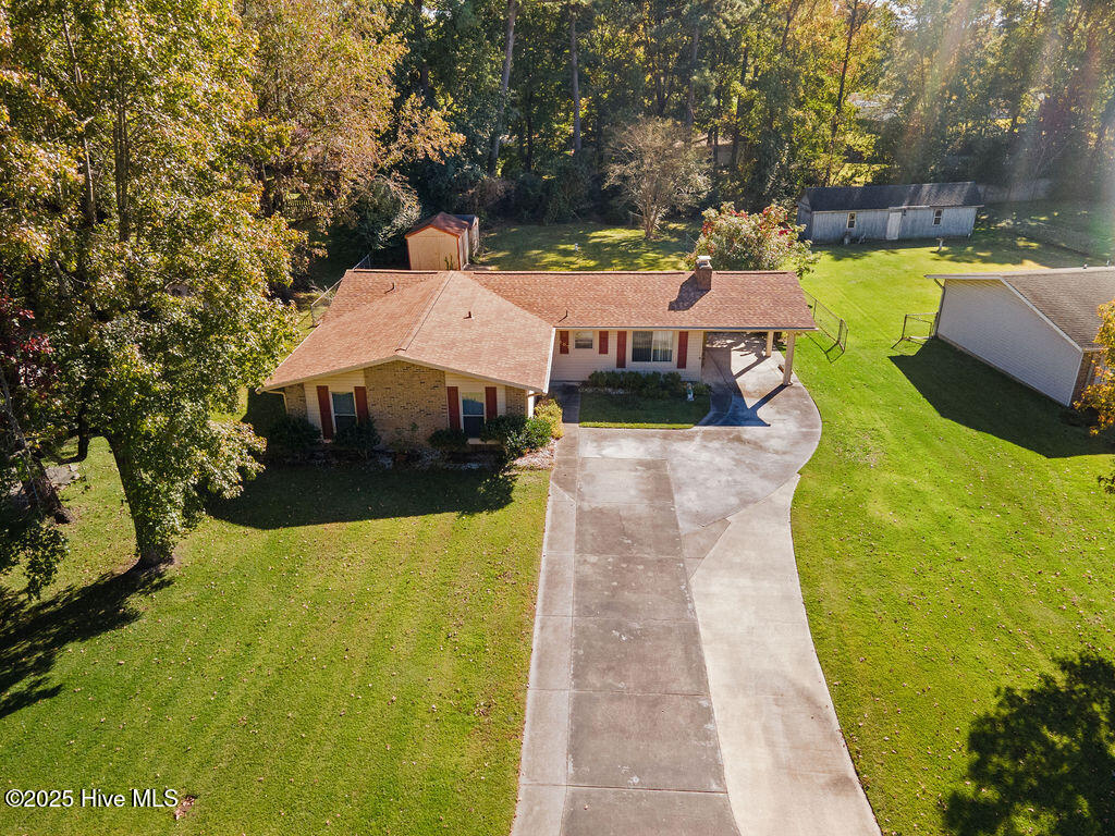 100538404 | Photo 47