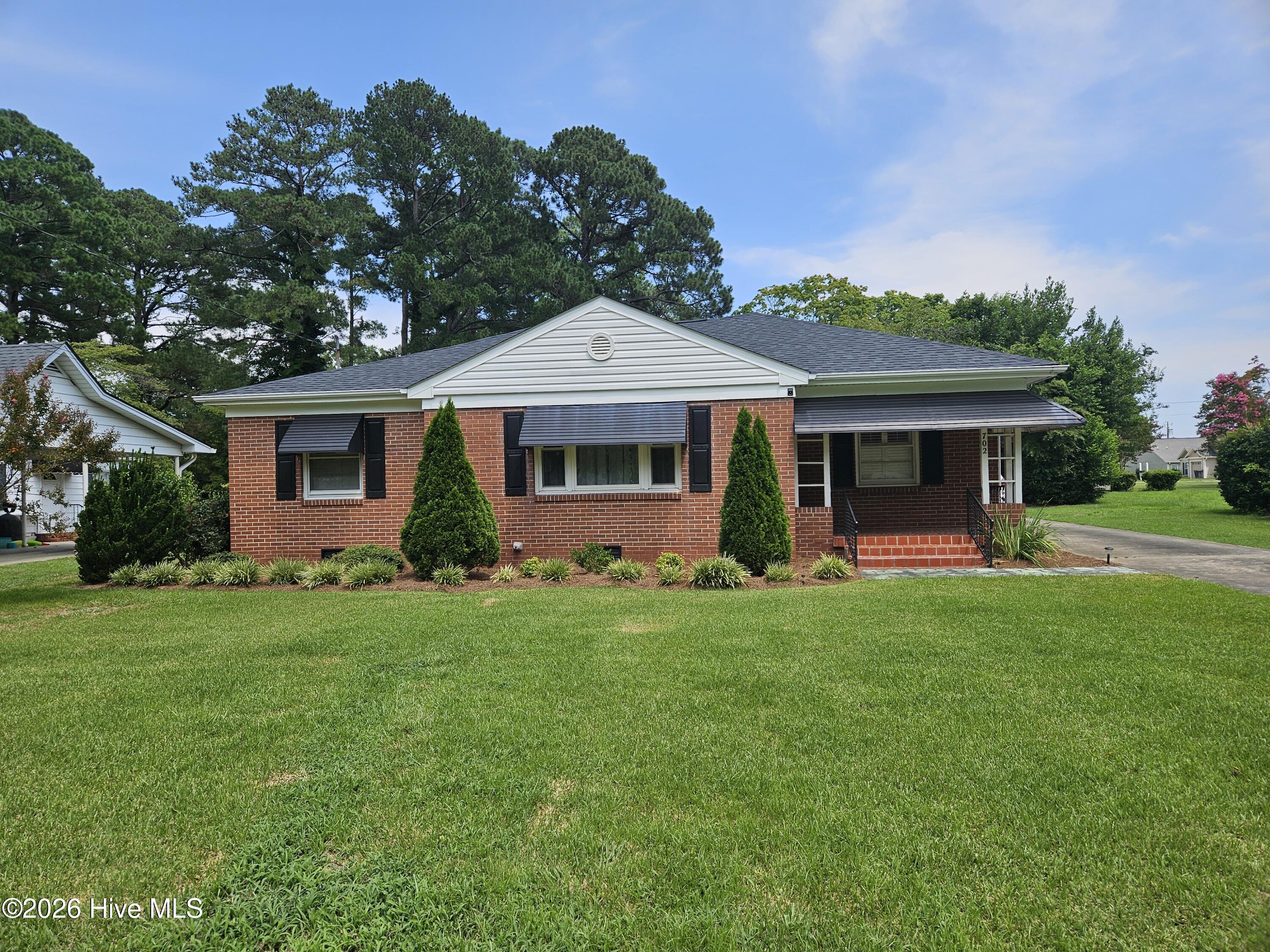 1st image of 702 Stewart Ave, Clinton, NC 28328 | MLS# 100596833