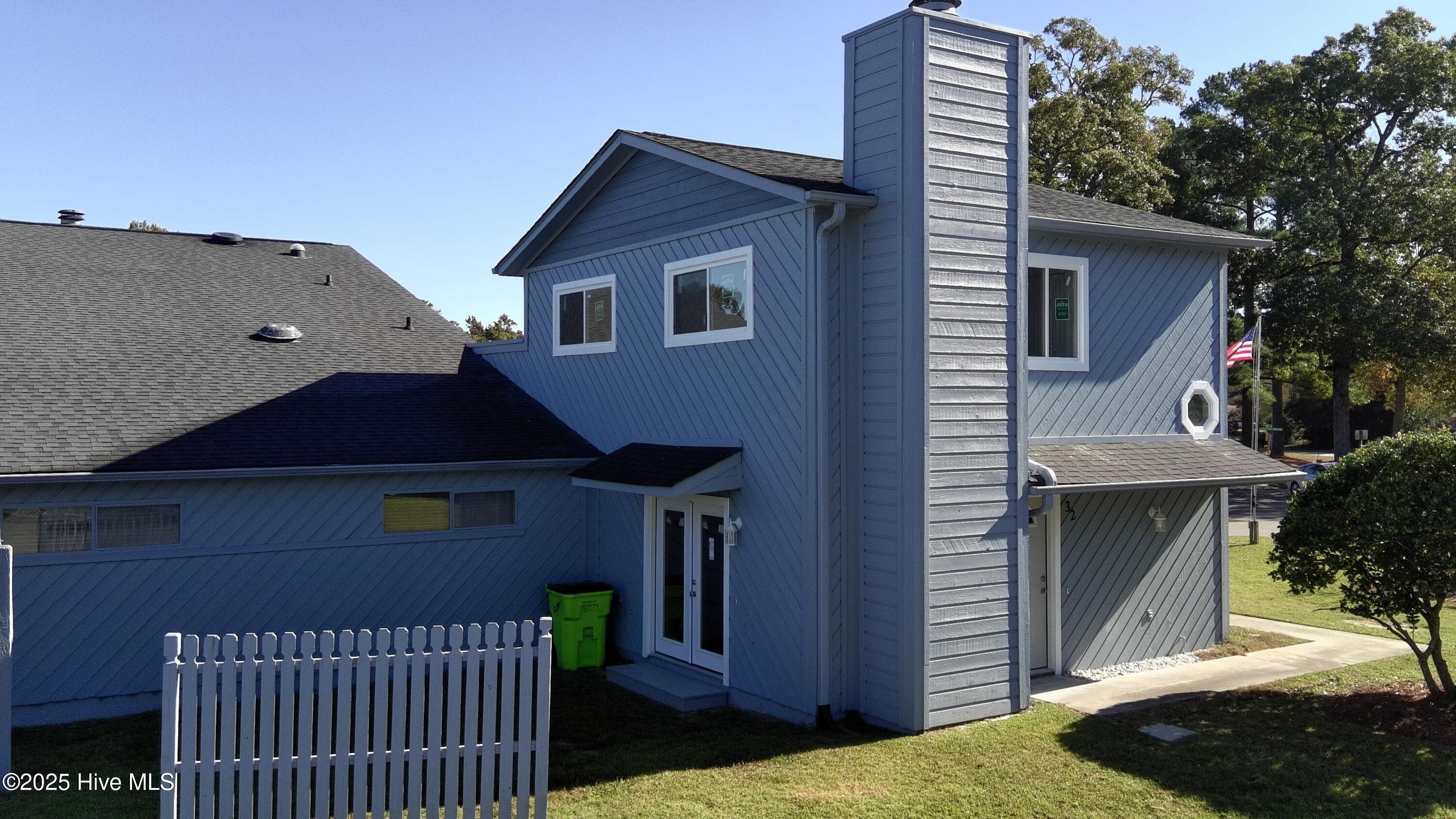 Homes for sale in New Bern, NC | 32 Harbour Walk, New Bern, NC 28562 | MLS# 100537285