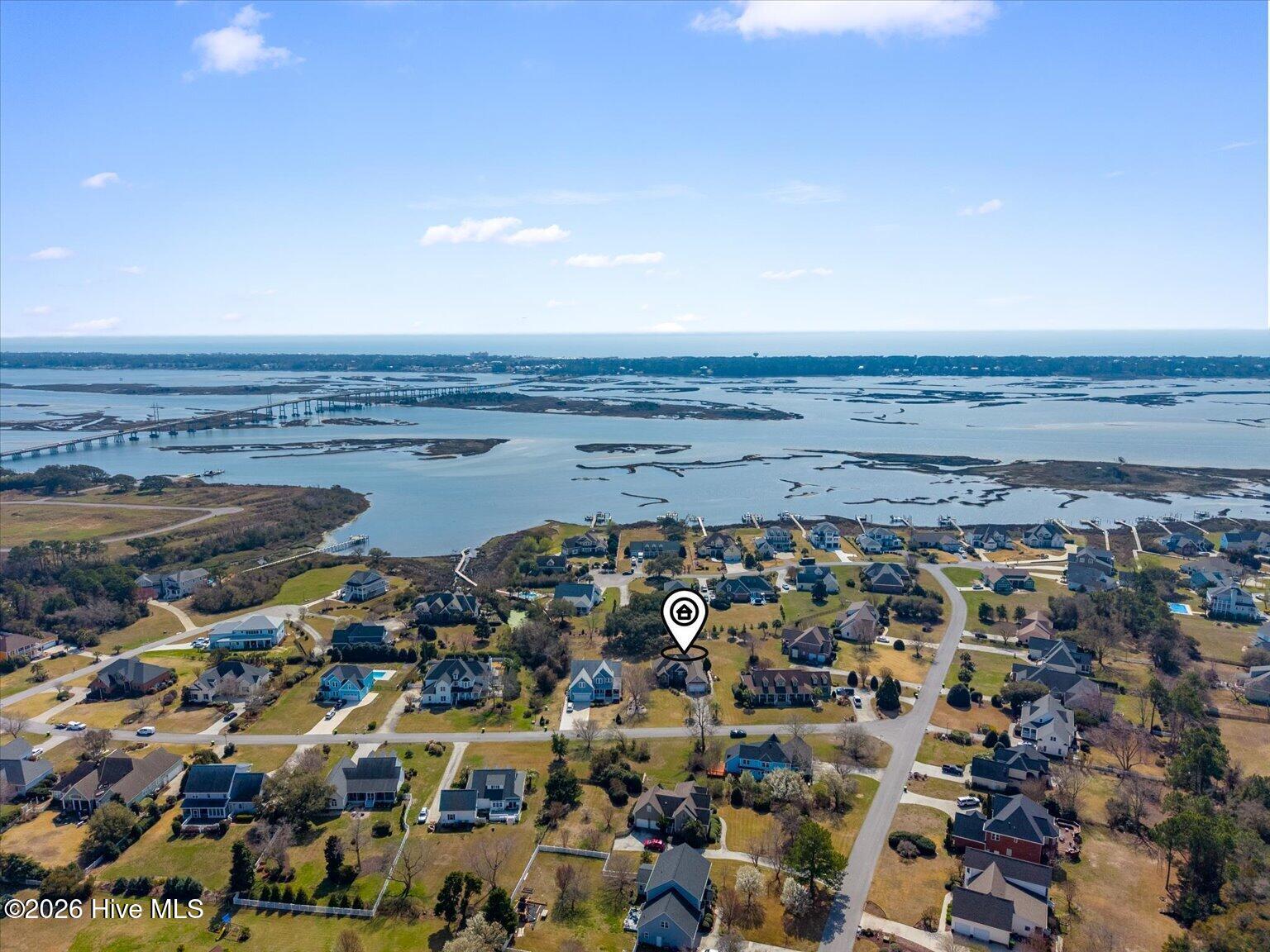 100560950 | Photo 50