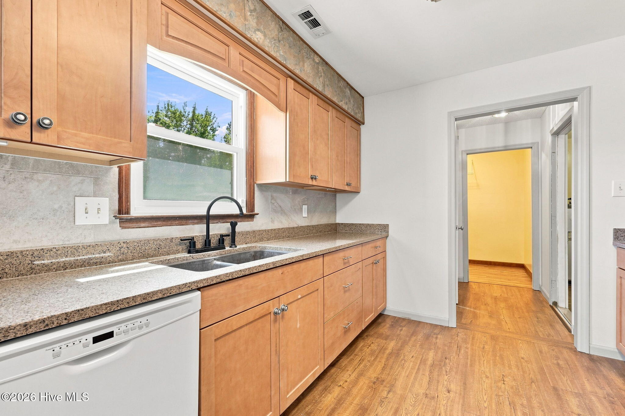 910 Coyote Trail,Havelock