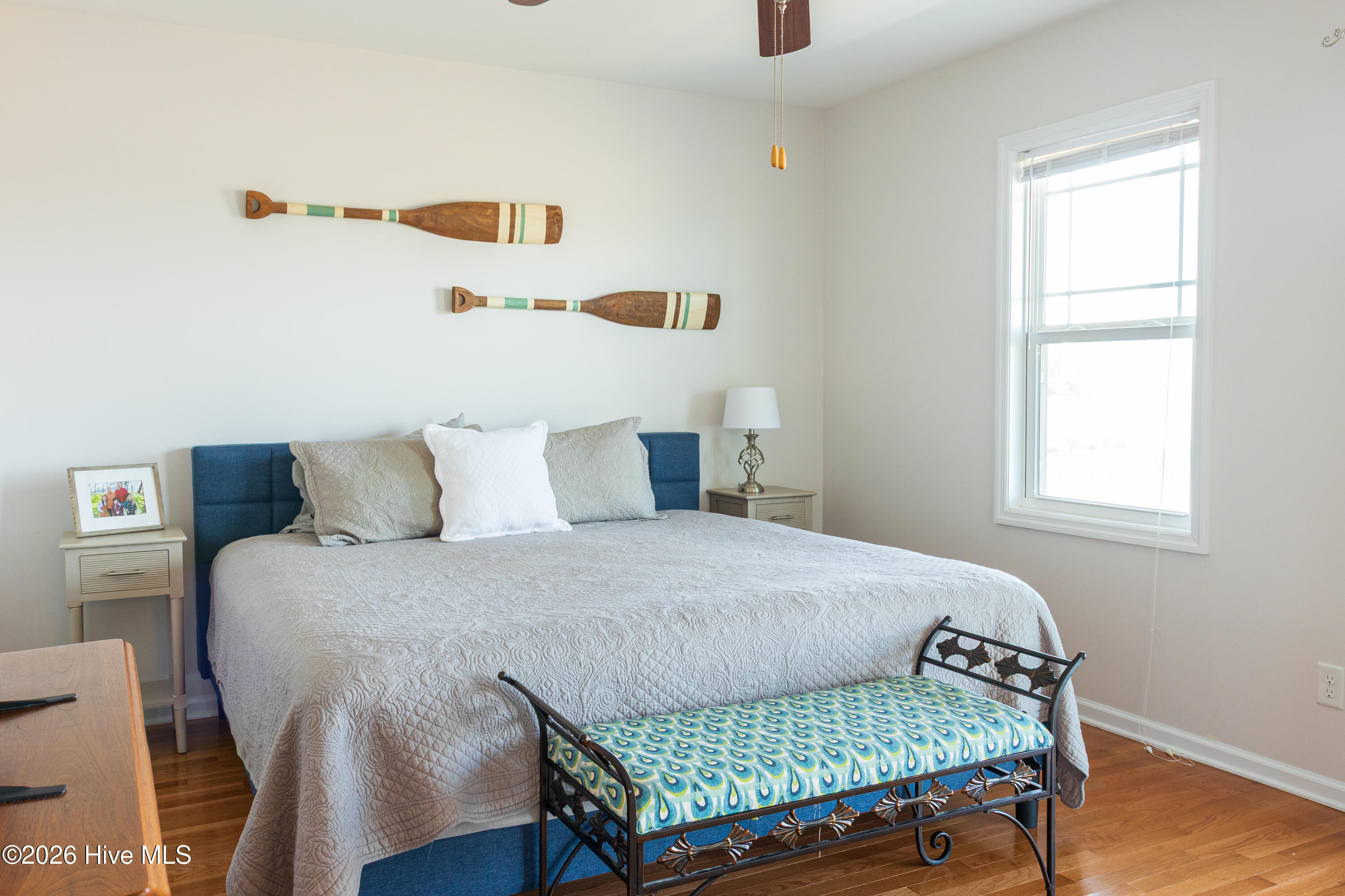 100559120 | Photo 17