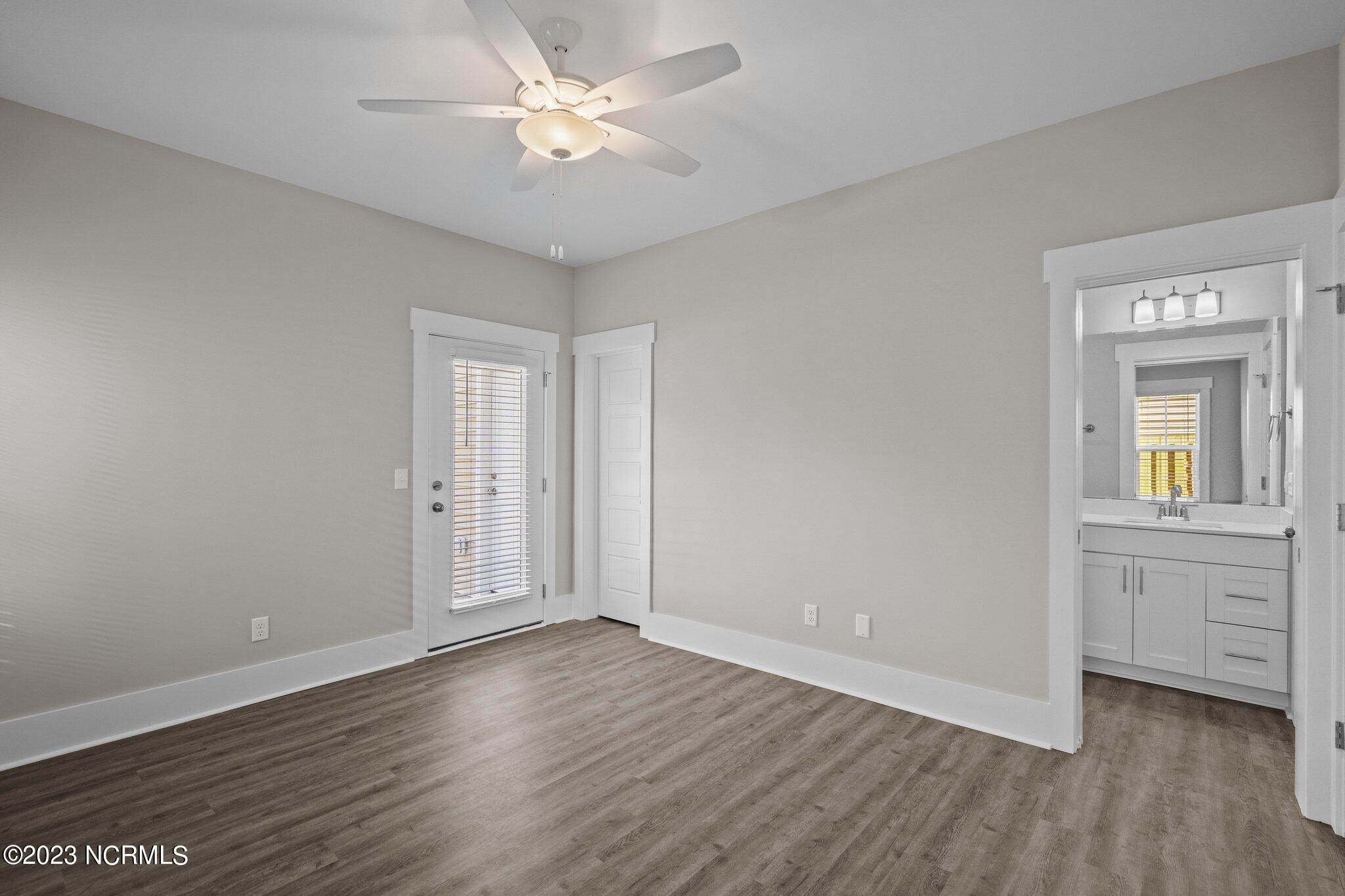 100545578 | Photo 28