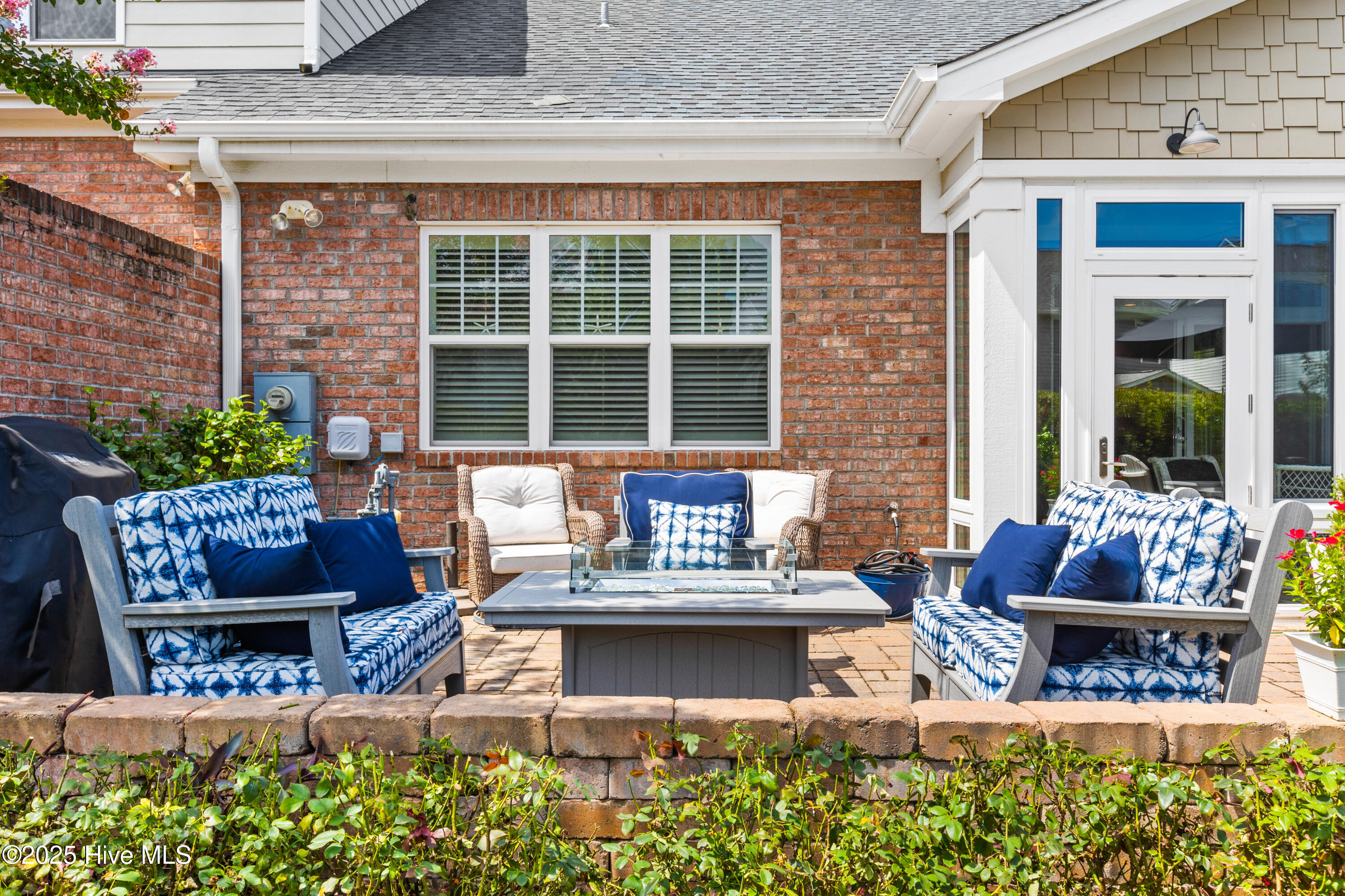 100559107 | Photo 46