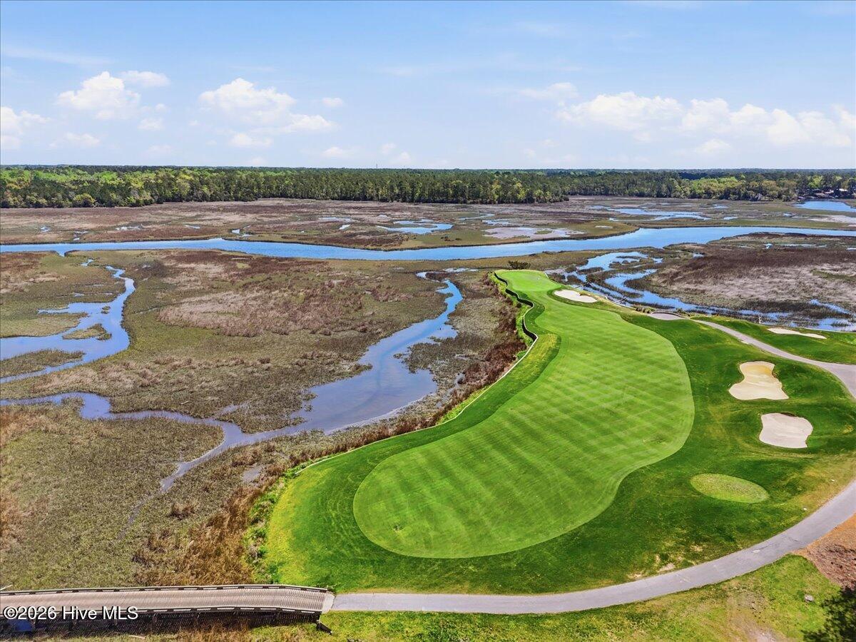 100566244 | Photo 43