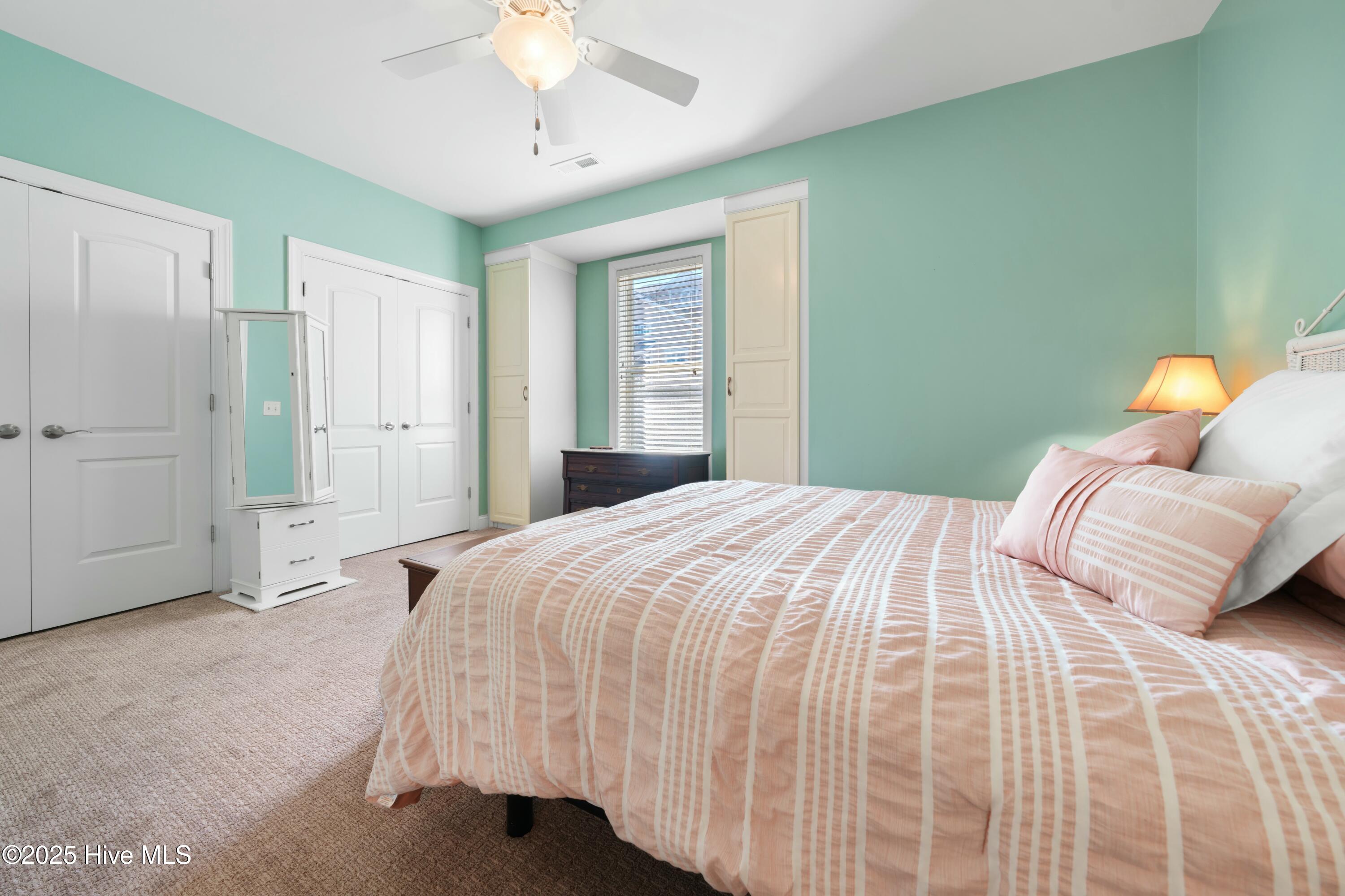 100552218 | Photo 10