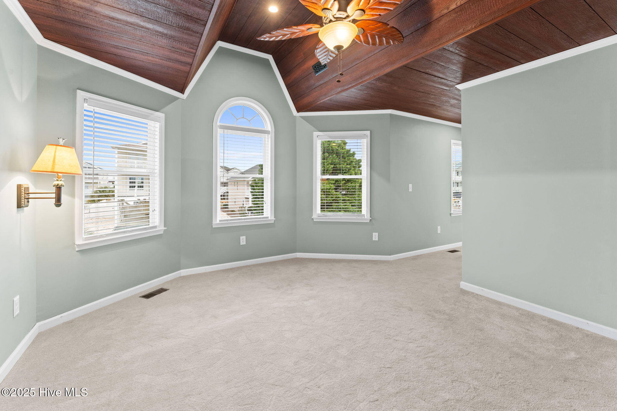 100544546 | Photo 26