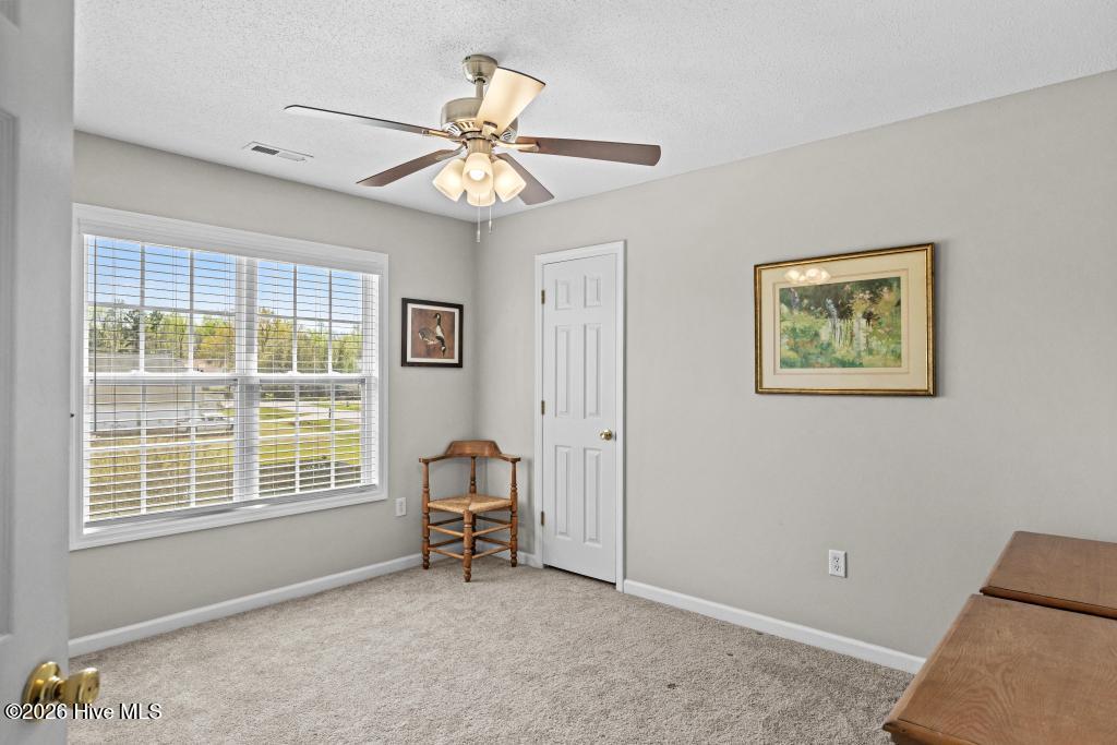 100564951 | Photo 28