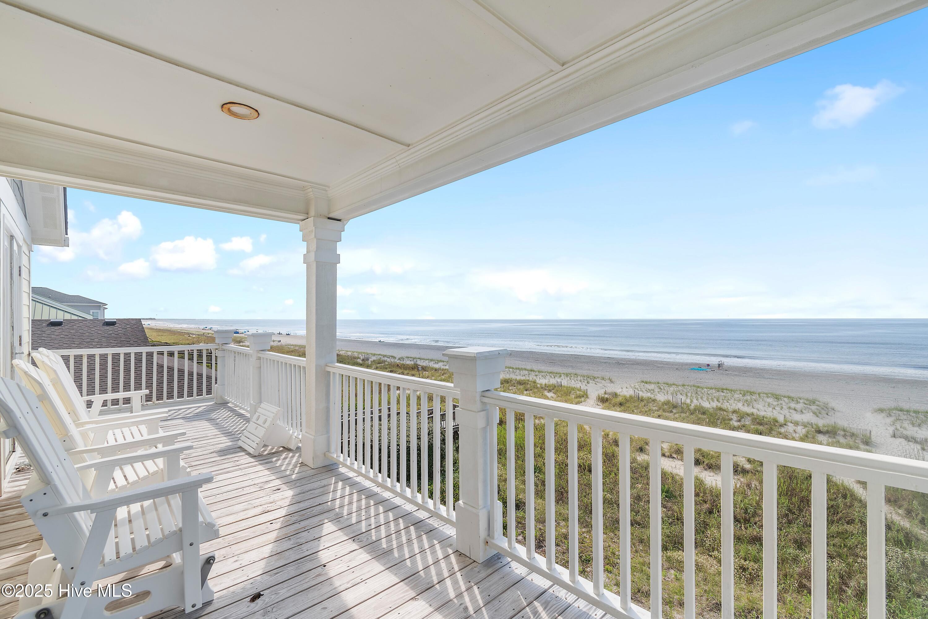 100535231 | Photo 74