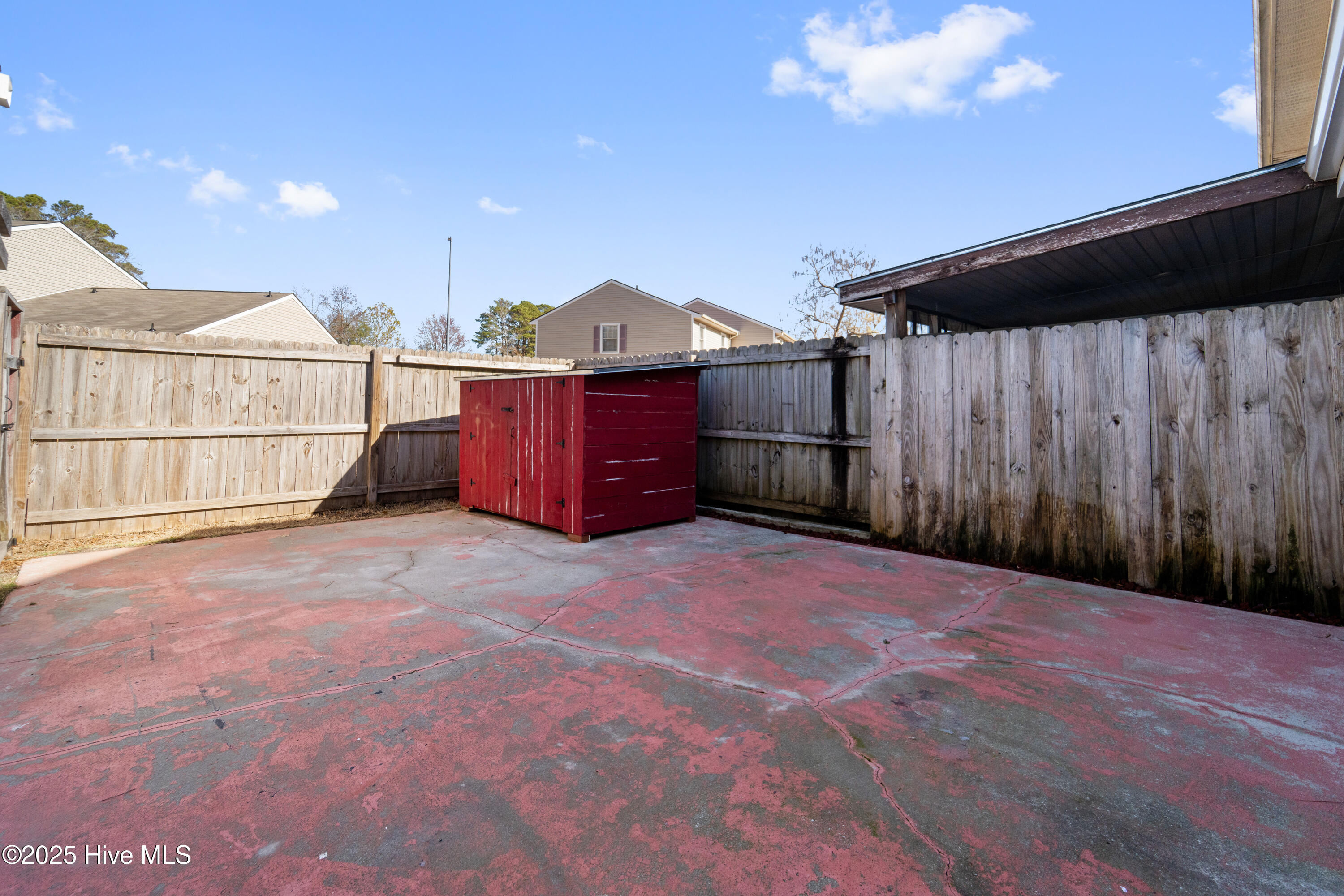 100549191 | Photo 14