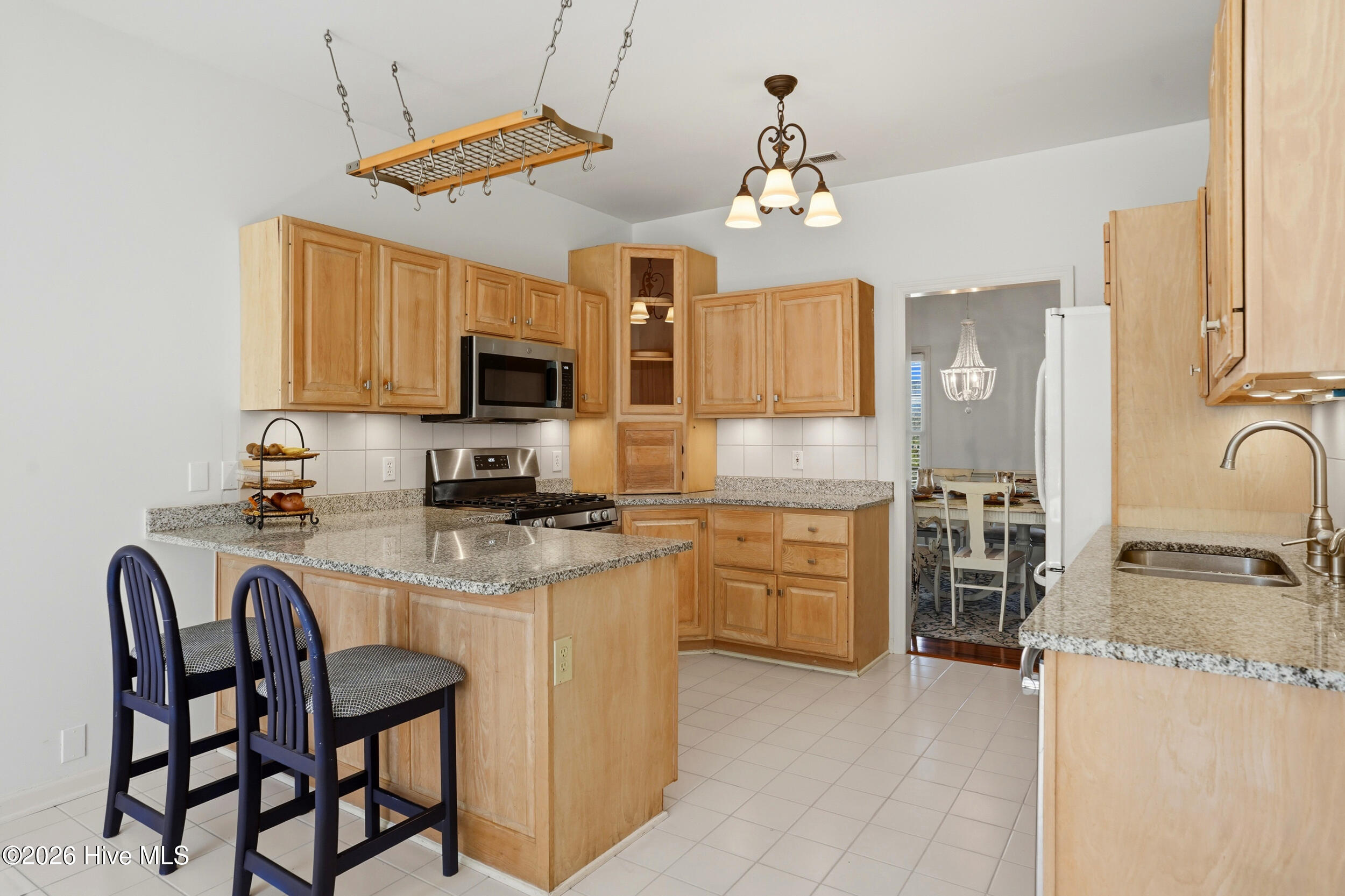 100556921 | Photo 13