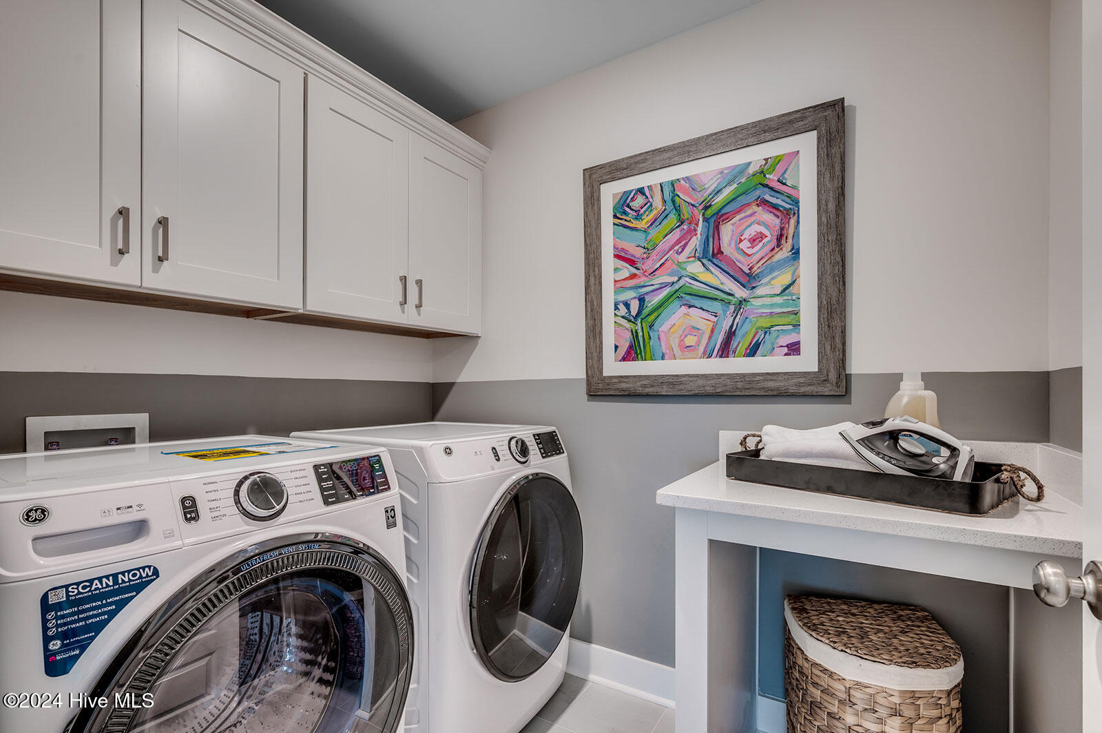 100547681 | Photo 28