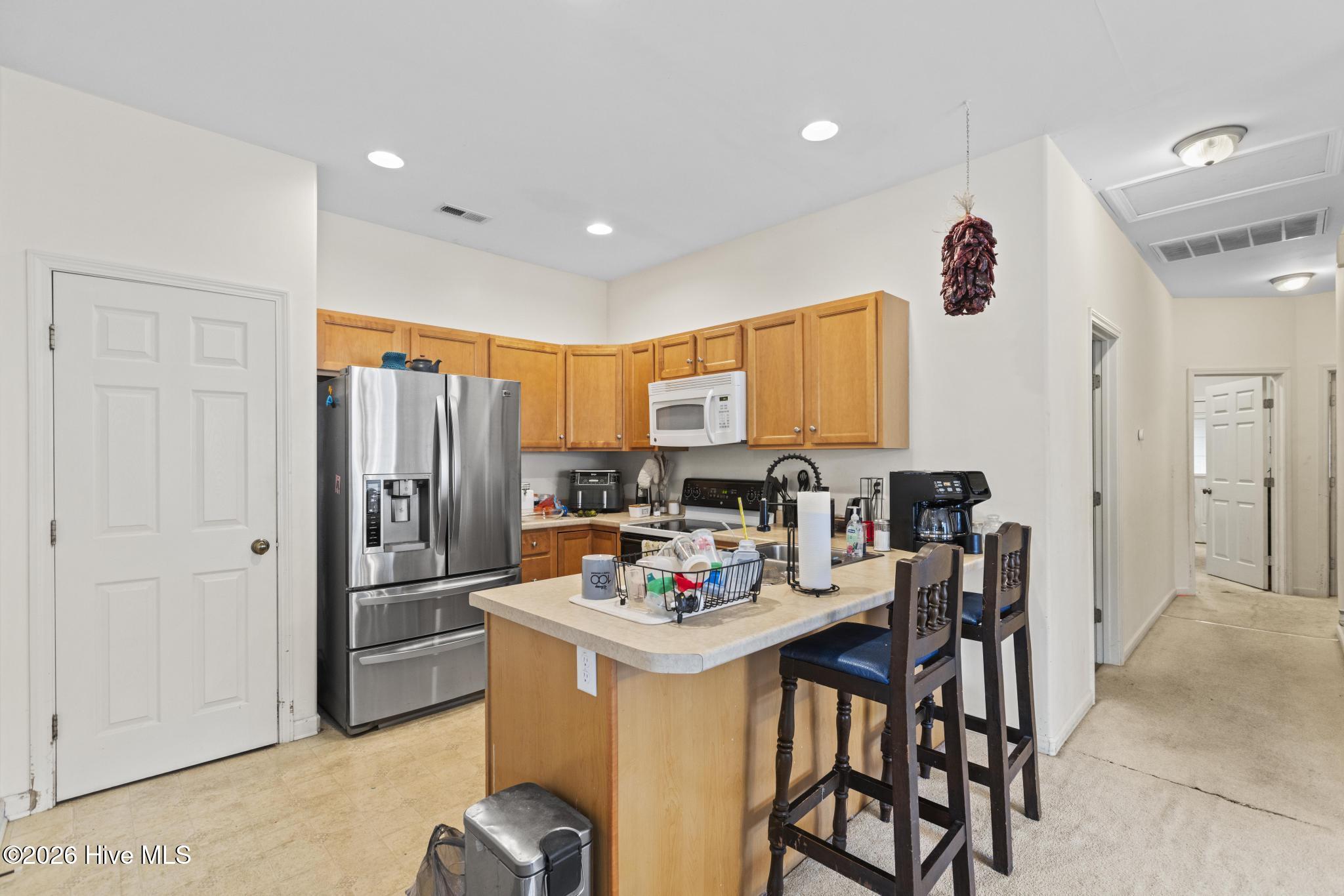 100556084 | Photo 30