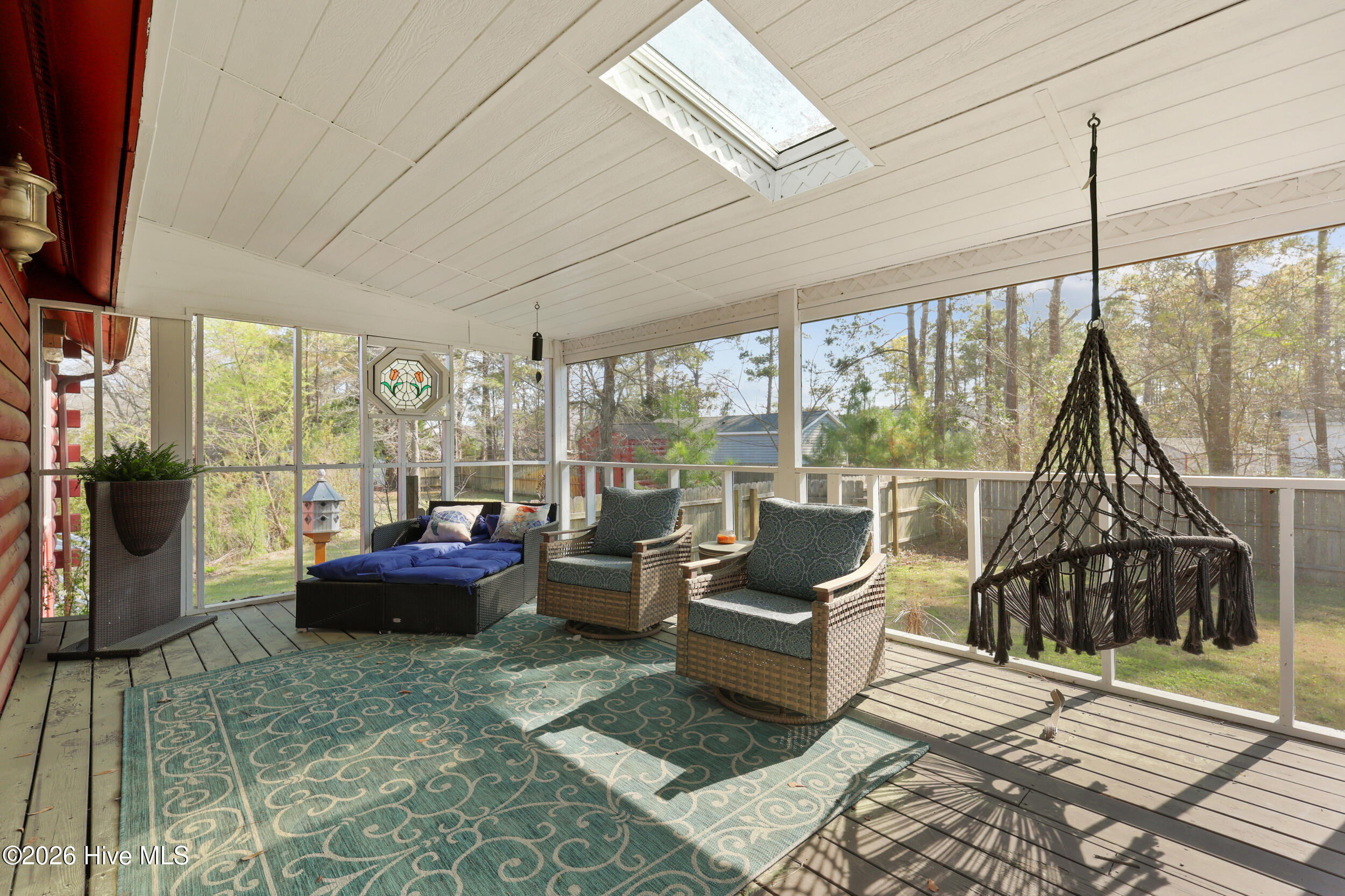 100563563 | Photo 31