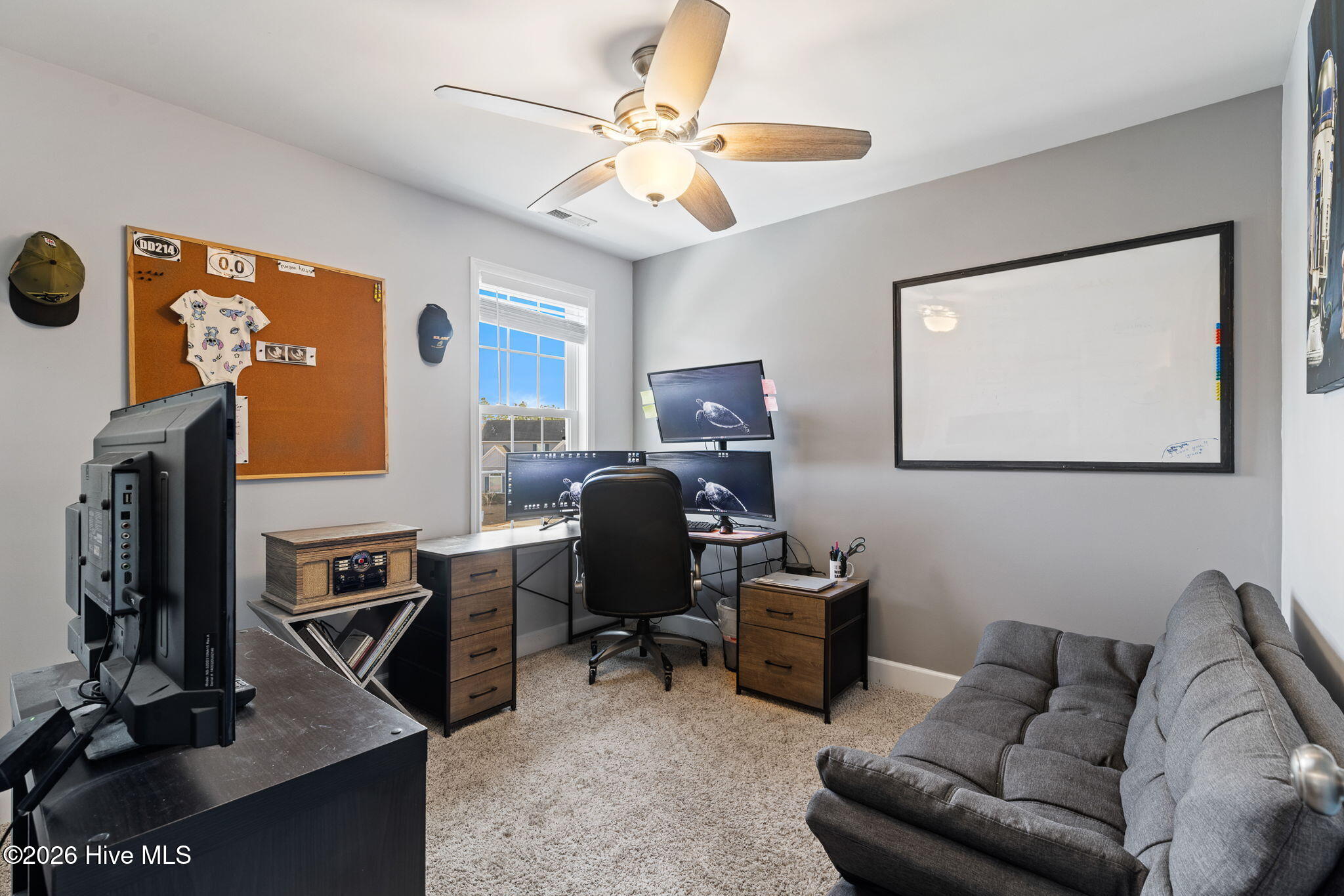 100550782 | Photo 41