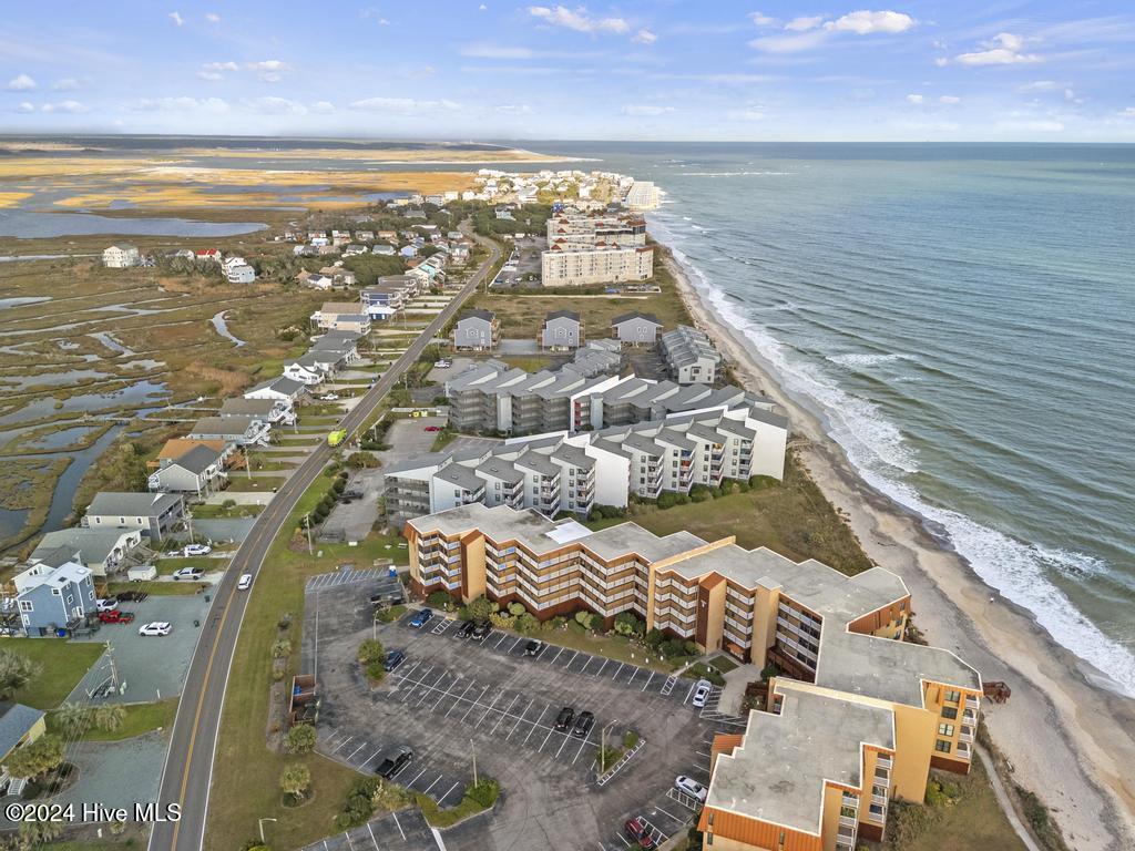 100556317 | Photo 34