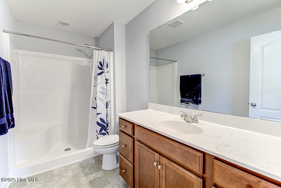 1086 Bridgeport Way, Leland, NC 28451 – photo 16: Owner Bath