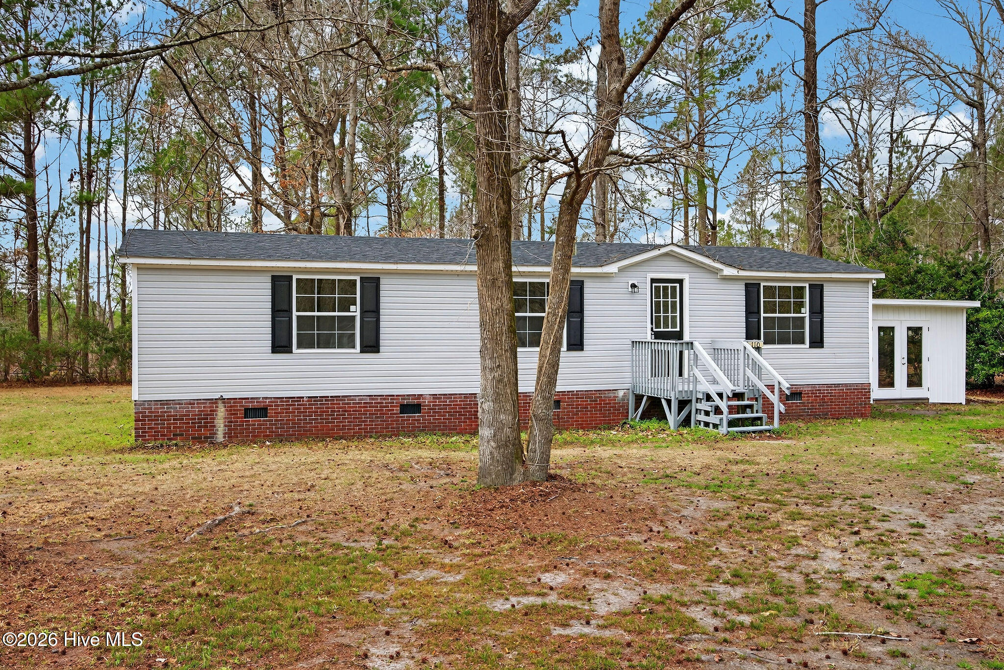 100556800 | Photo 29