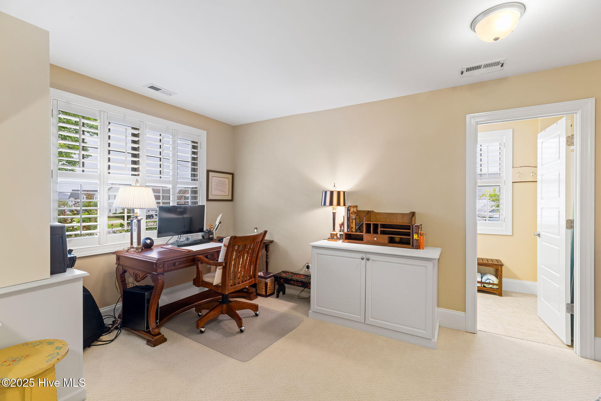 100508421 | Photo 52