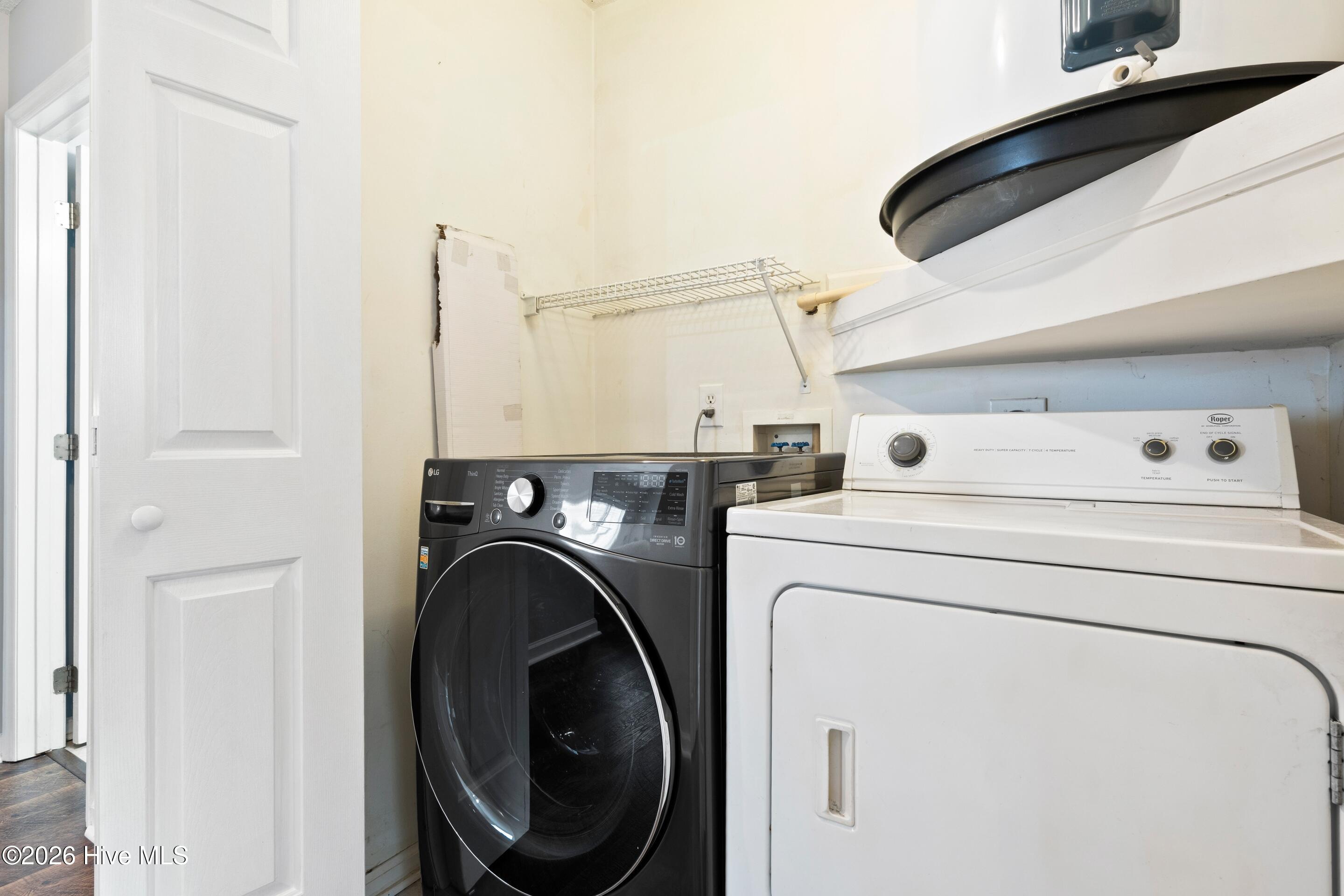 100547828 | Photo 29