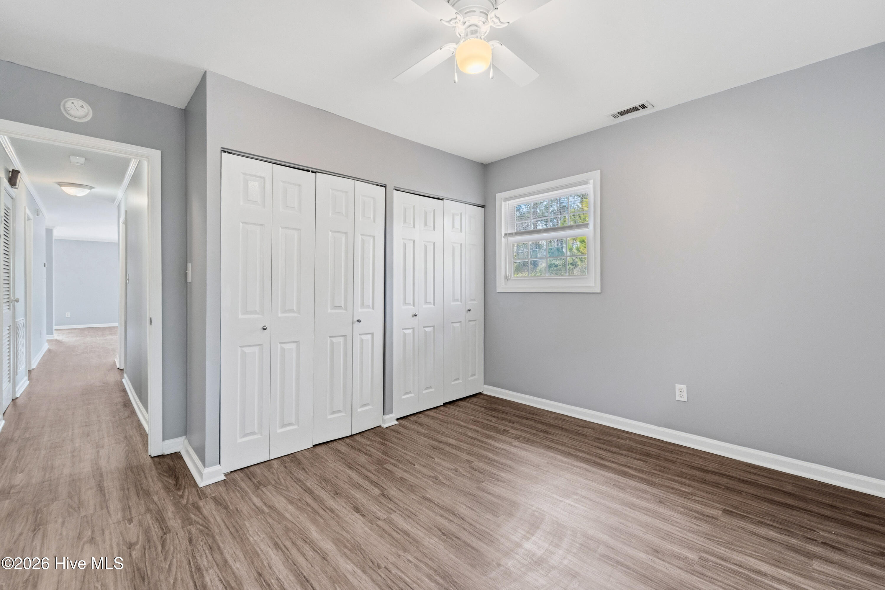 100557245 | Photo 30