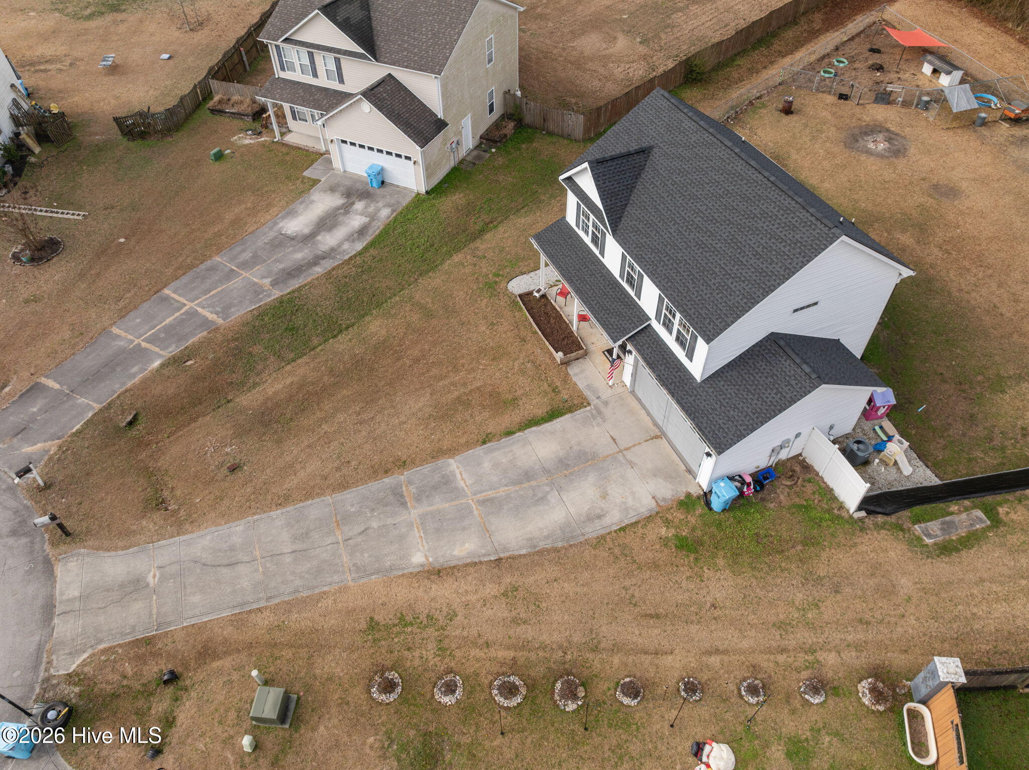 100547429 | Photo 40