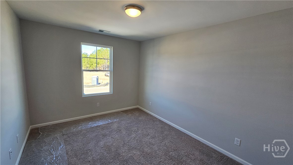 NOT THE ACTUAL HOME. Pictures are of a finished Bismarck TR plan and are for reference only.