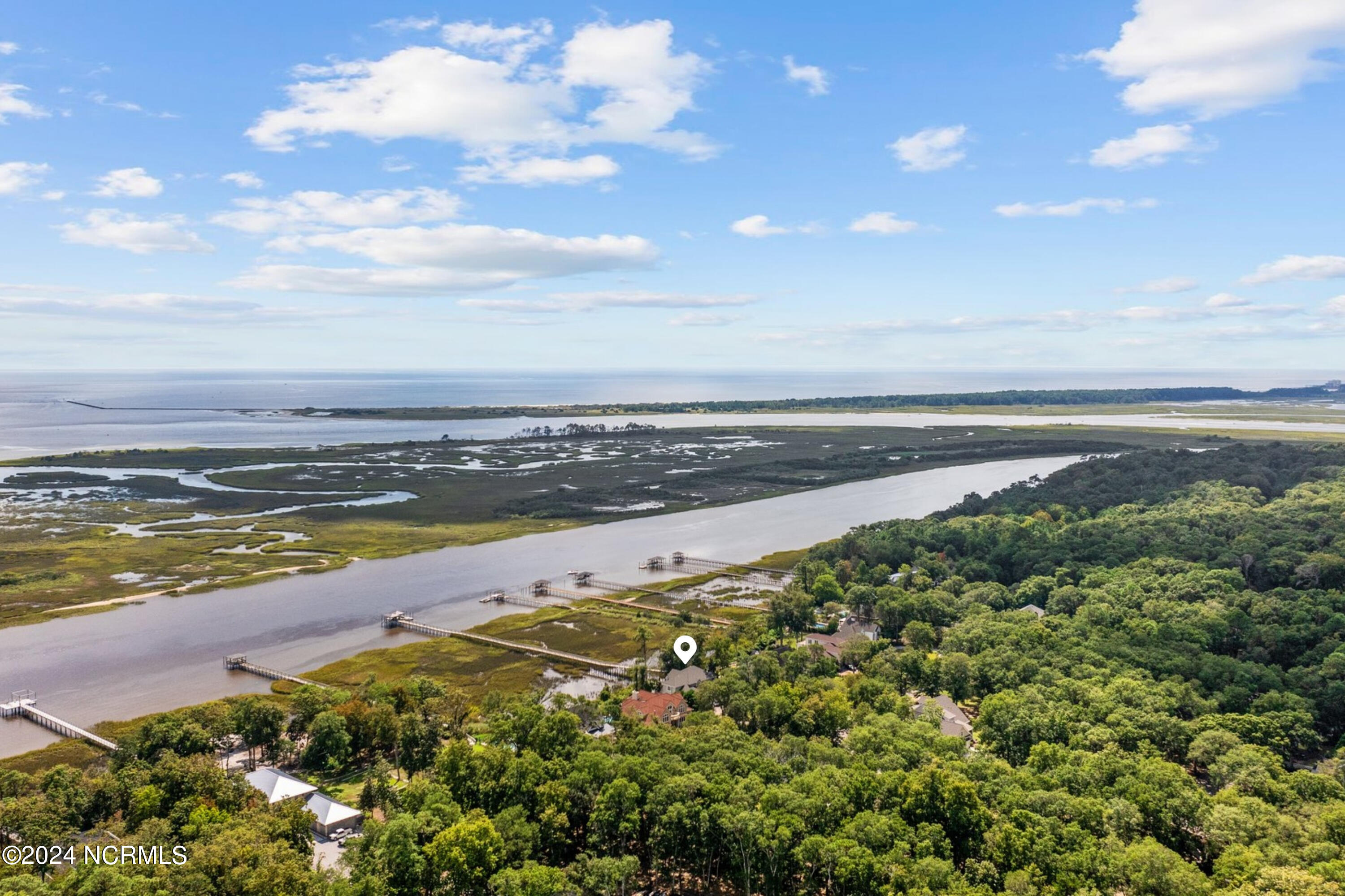 100553128 | Photo 72