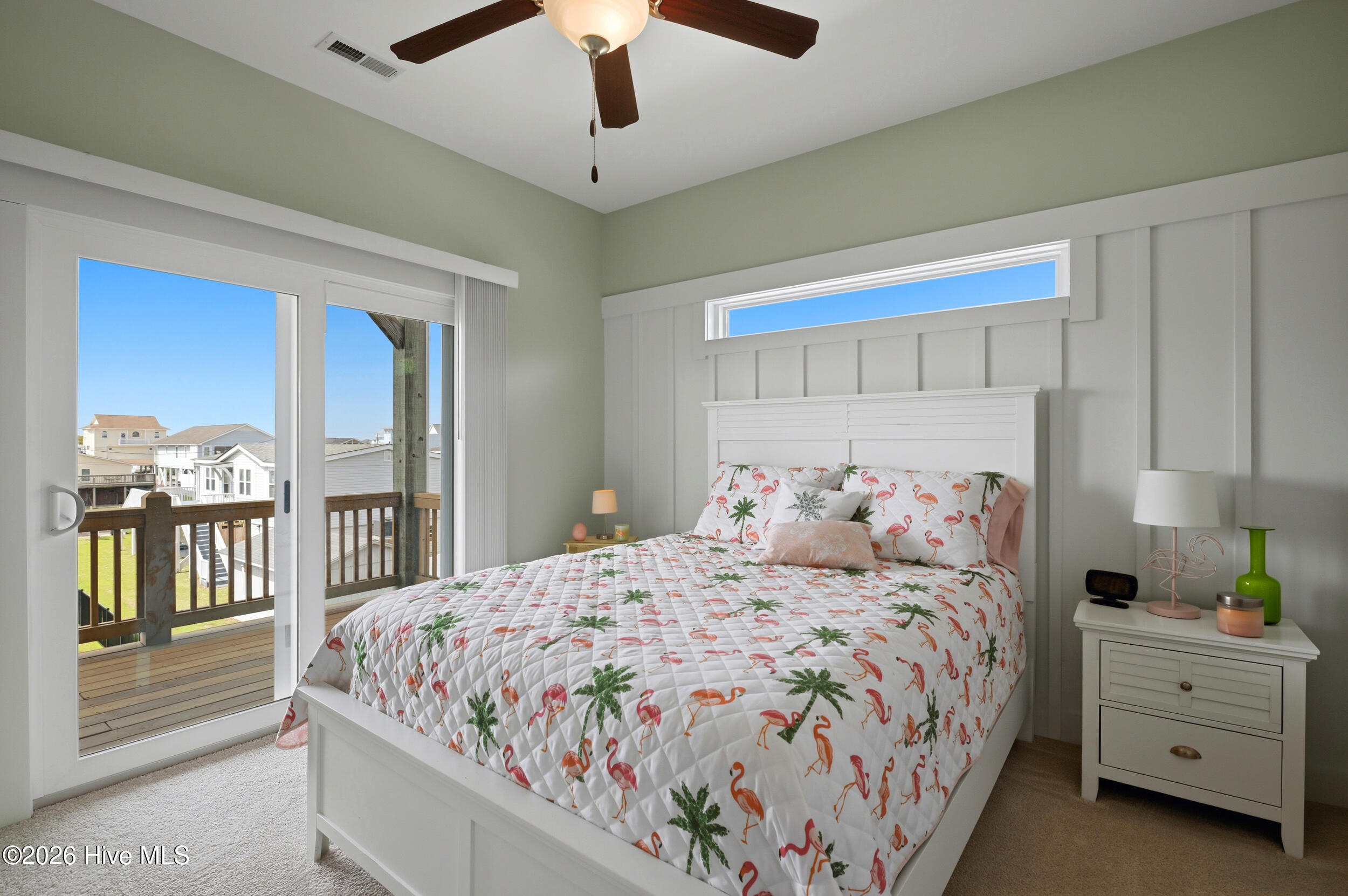 100566113 | Photo 29