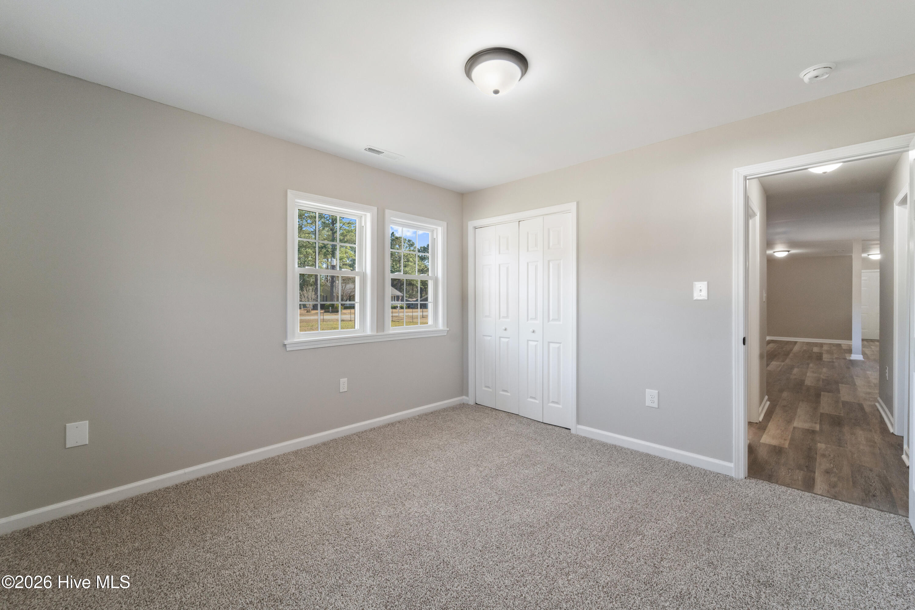 100549995 | Photo 27