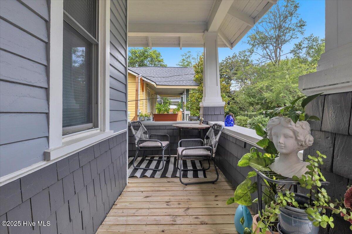 100525423 | Photo 45